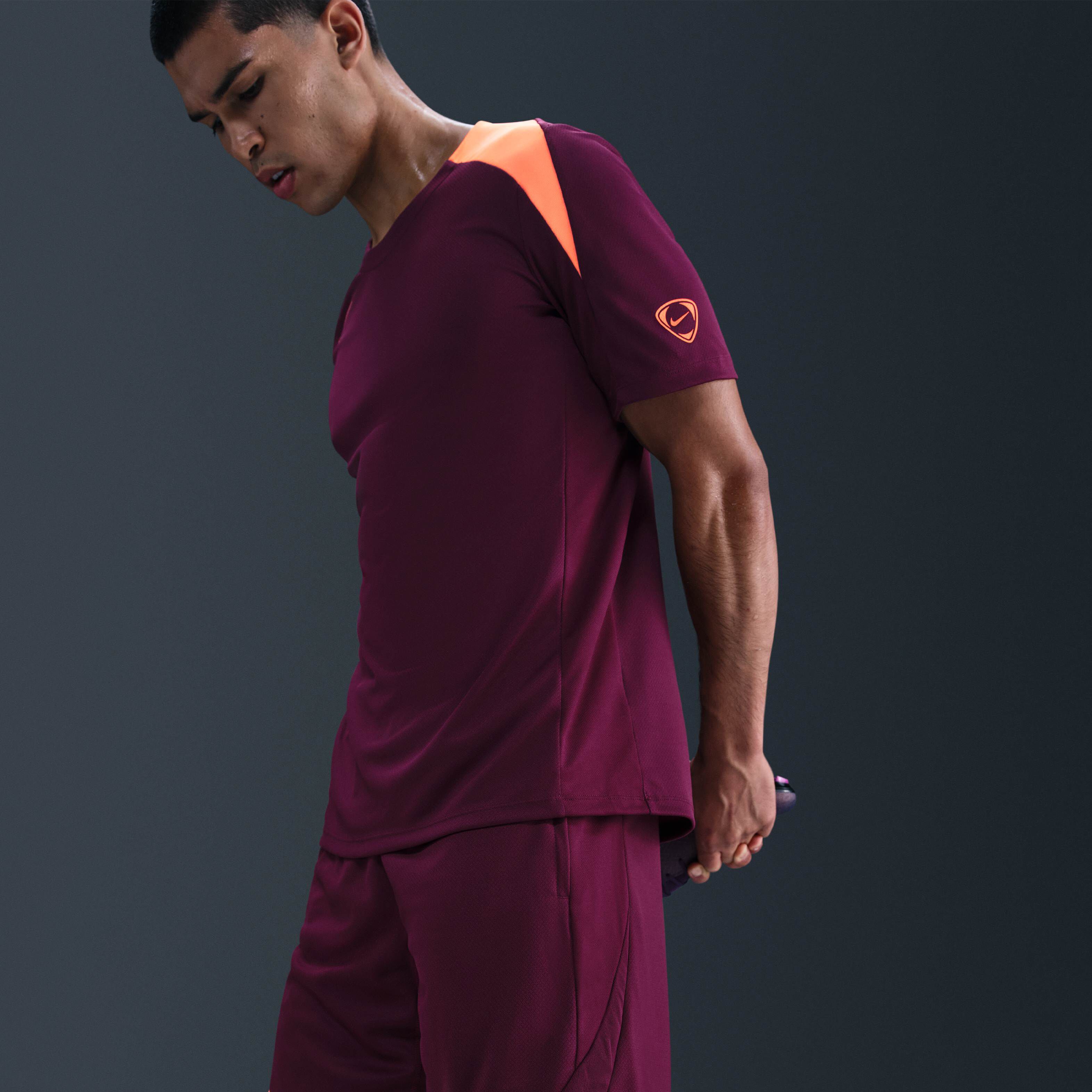 Nike Strike image number 4