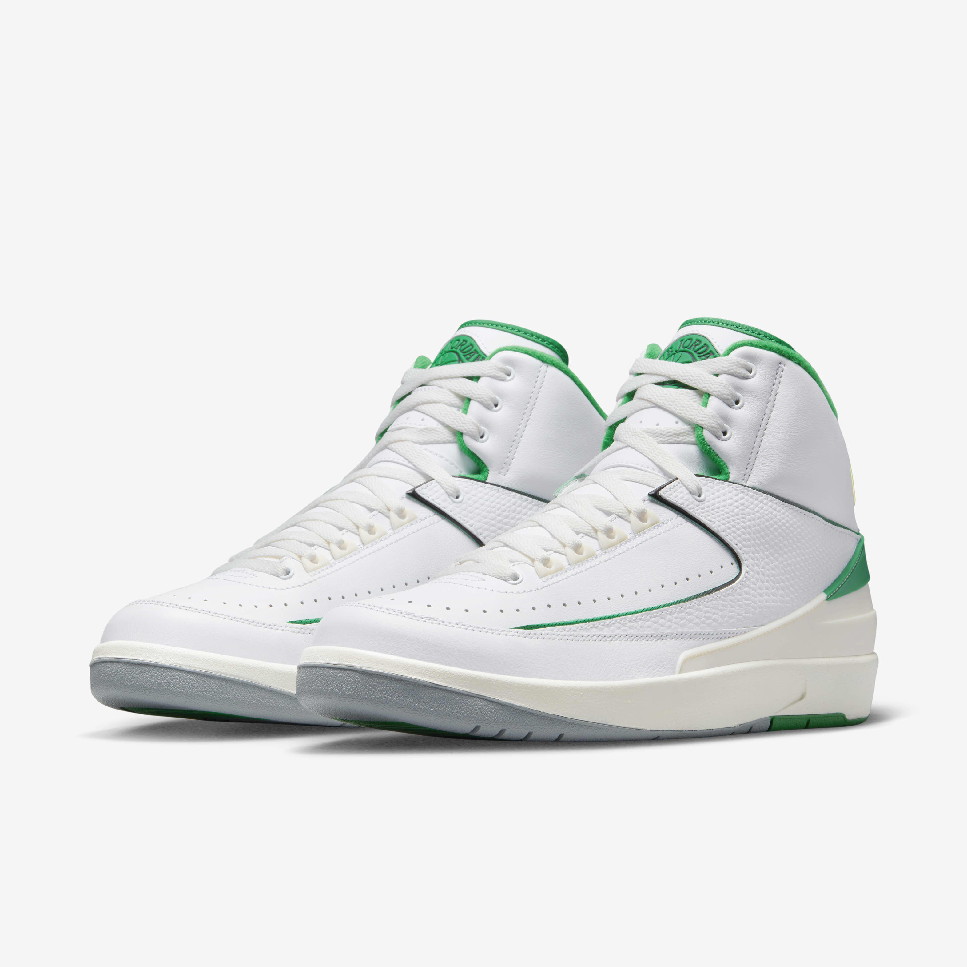 Air Jordan 2 Retro image number 4