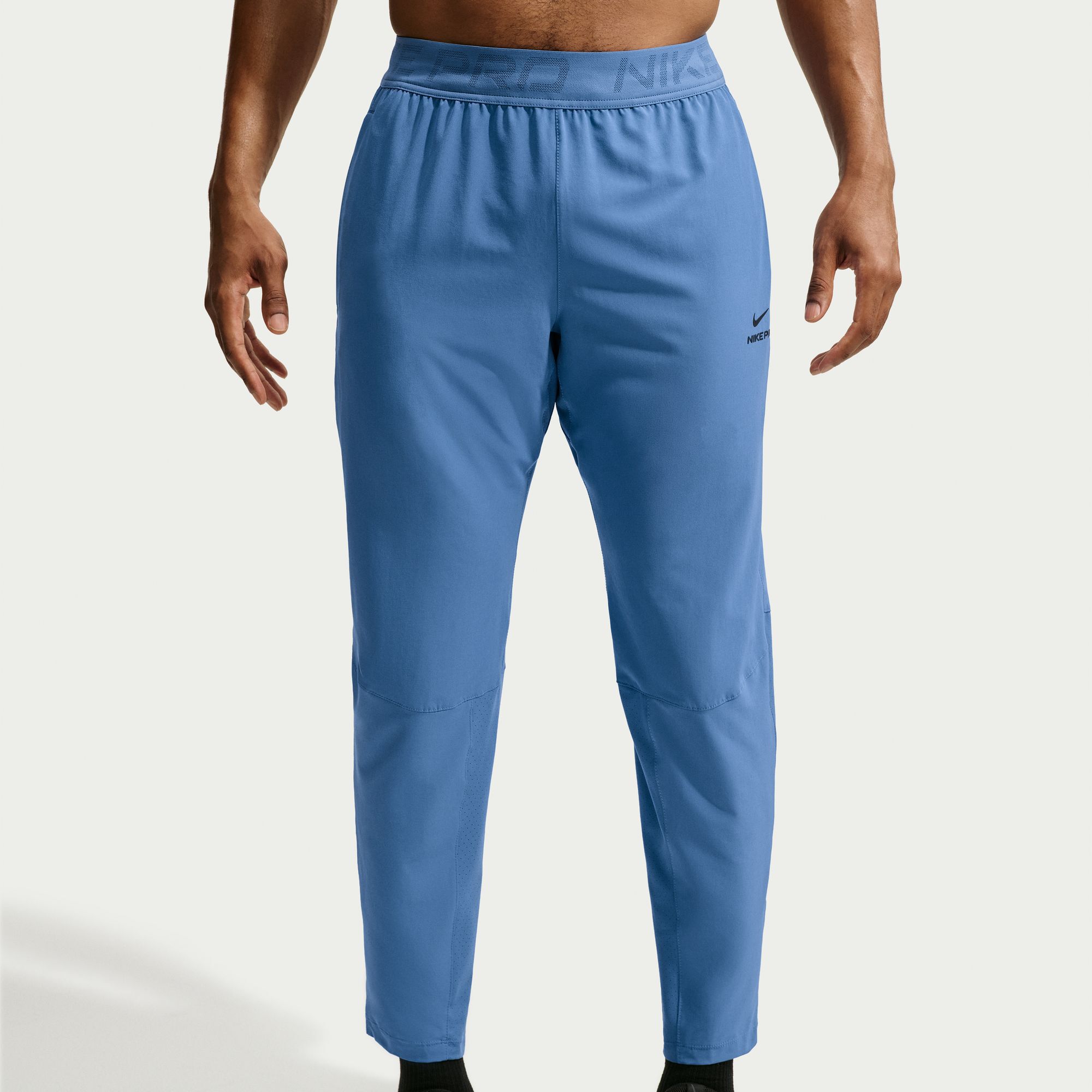 Nike Pro Training image number 2