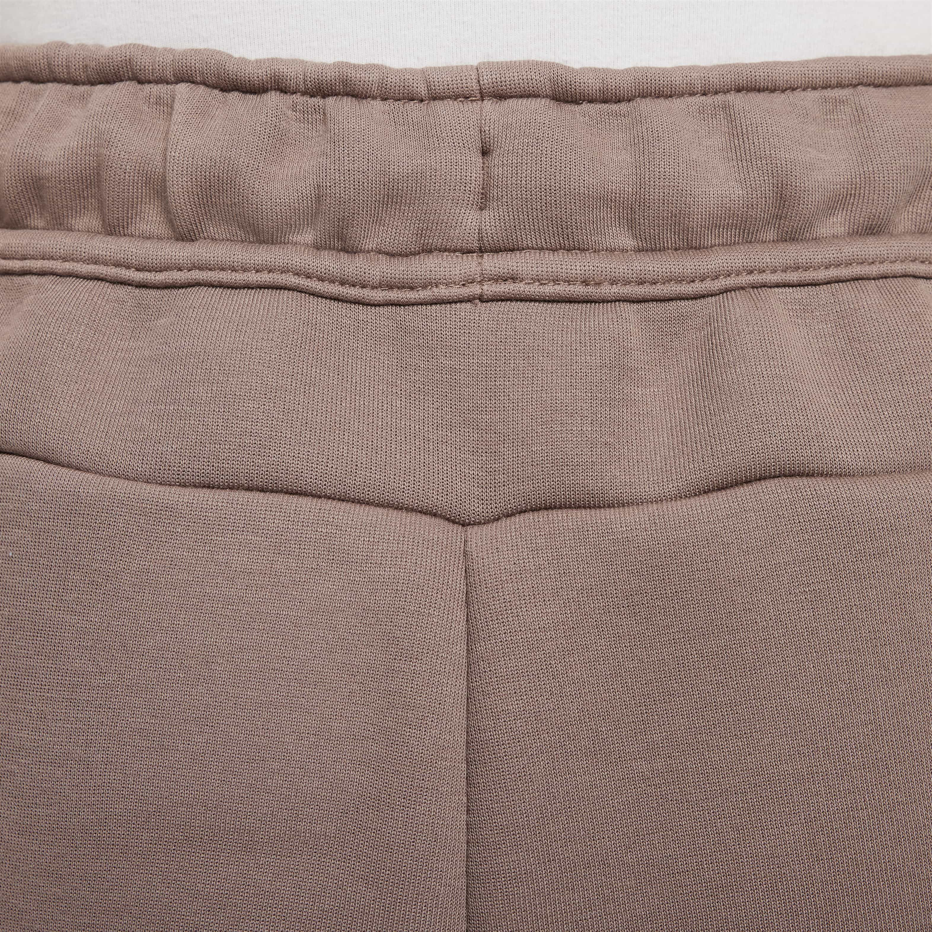 Nike Sportswear Tech Fleece image number 6