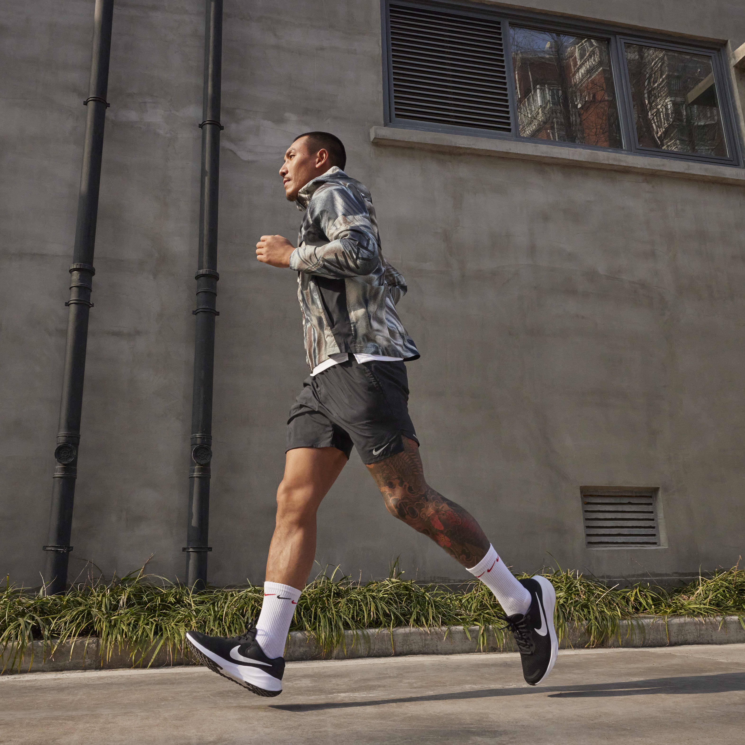 Nike Revolution 7 image number 9