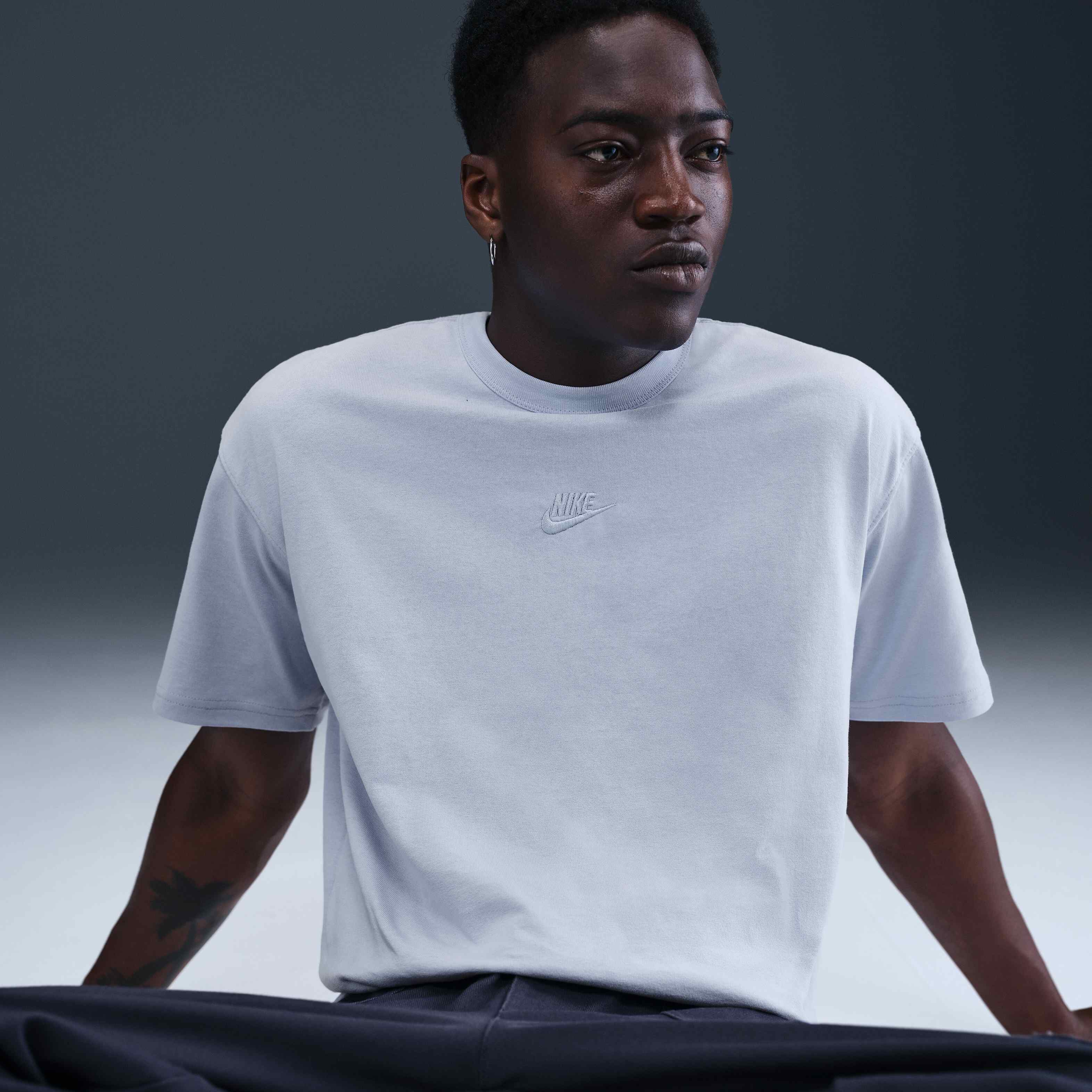 Nike Sportswear Premium Essentials image number 2