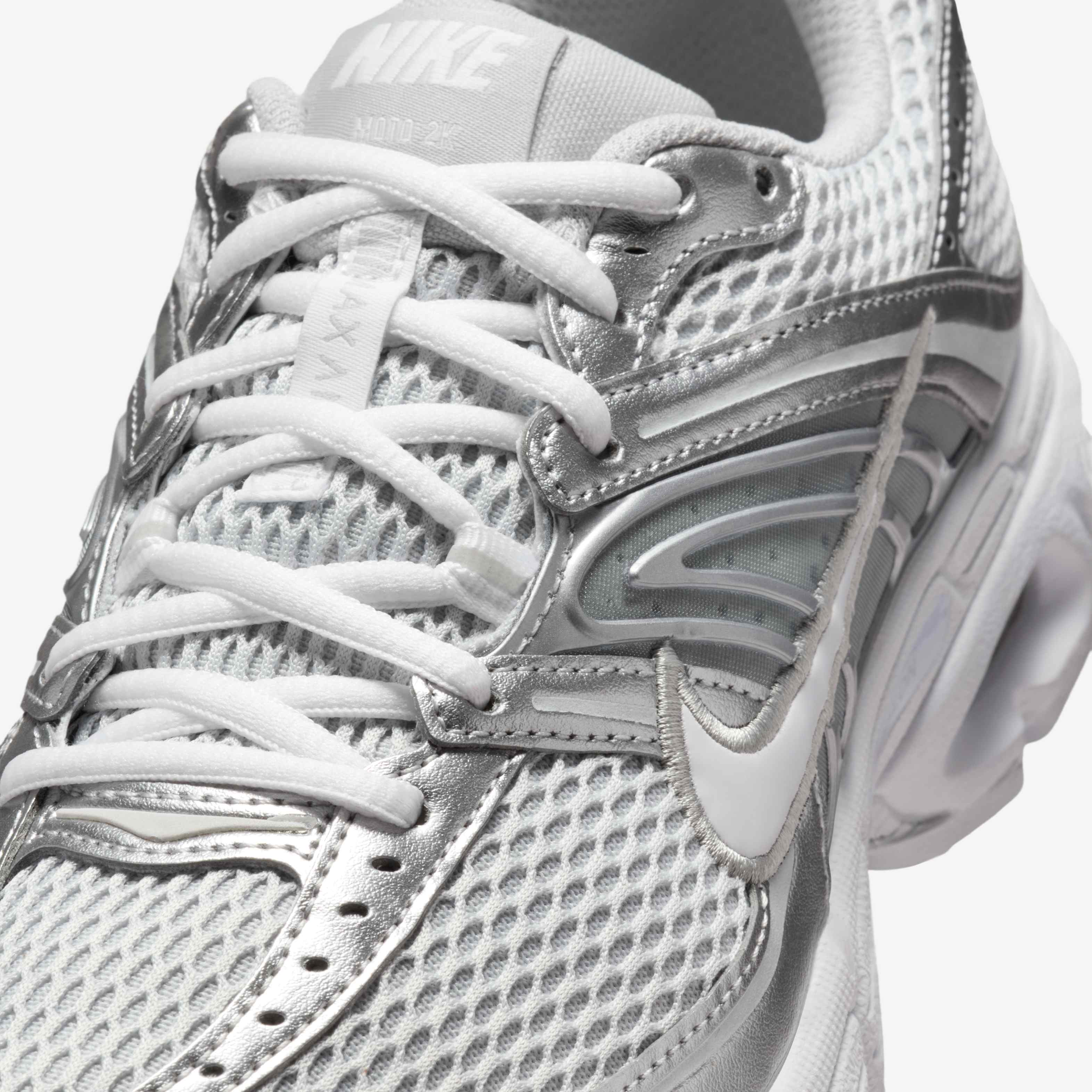 Nike Air Max Moto 2K image number 6
