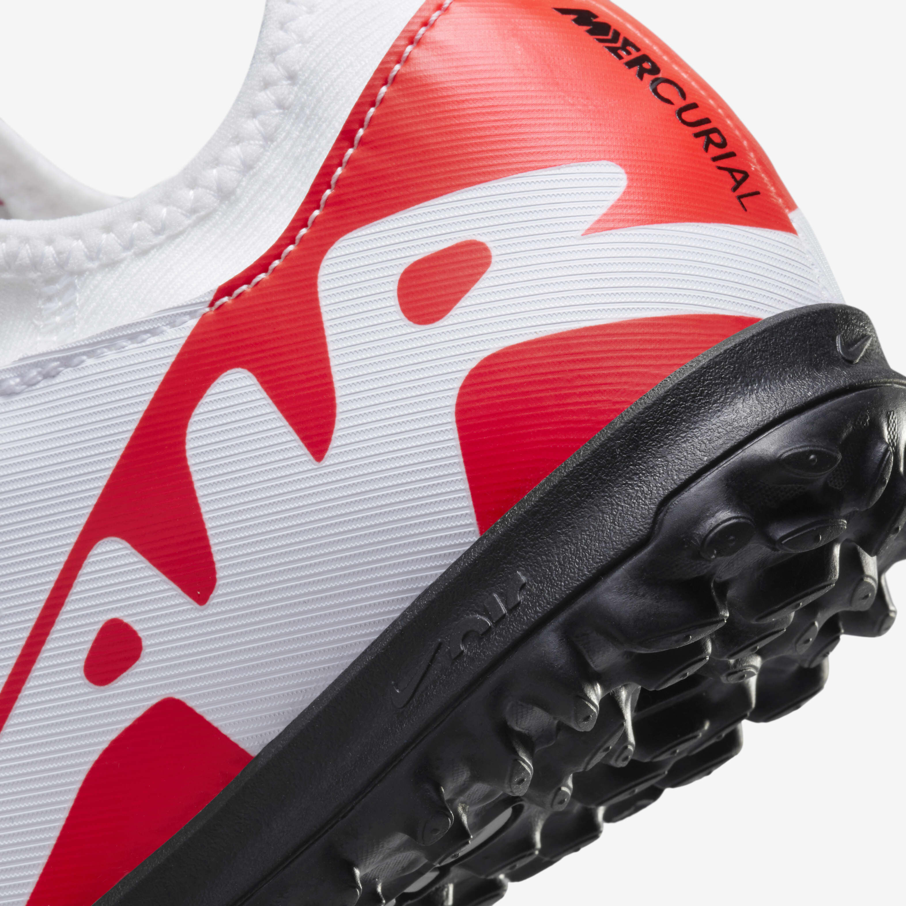 نايكي جونيور ميركيوريال فيبر 15 أكاديمي image number 7