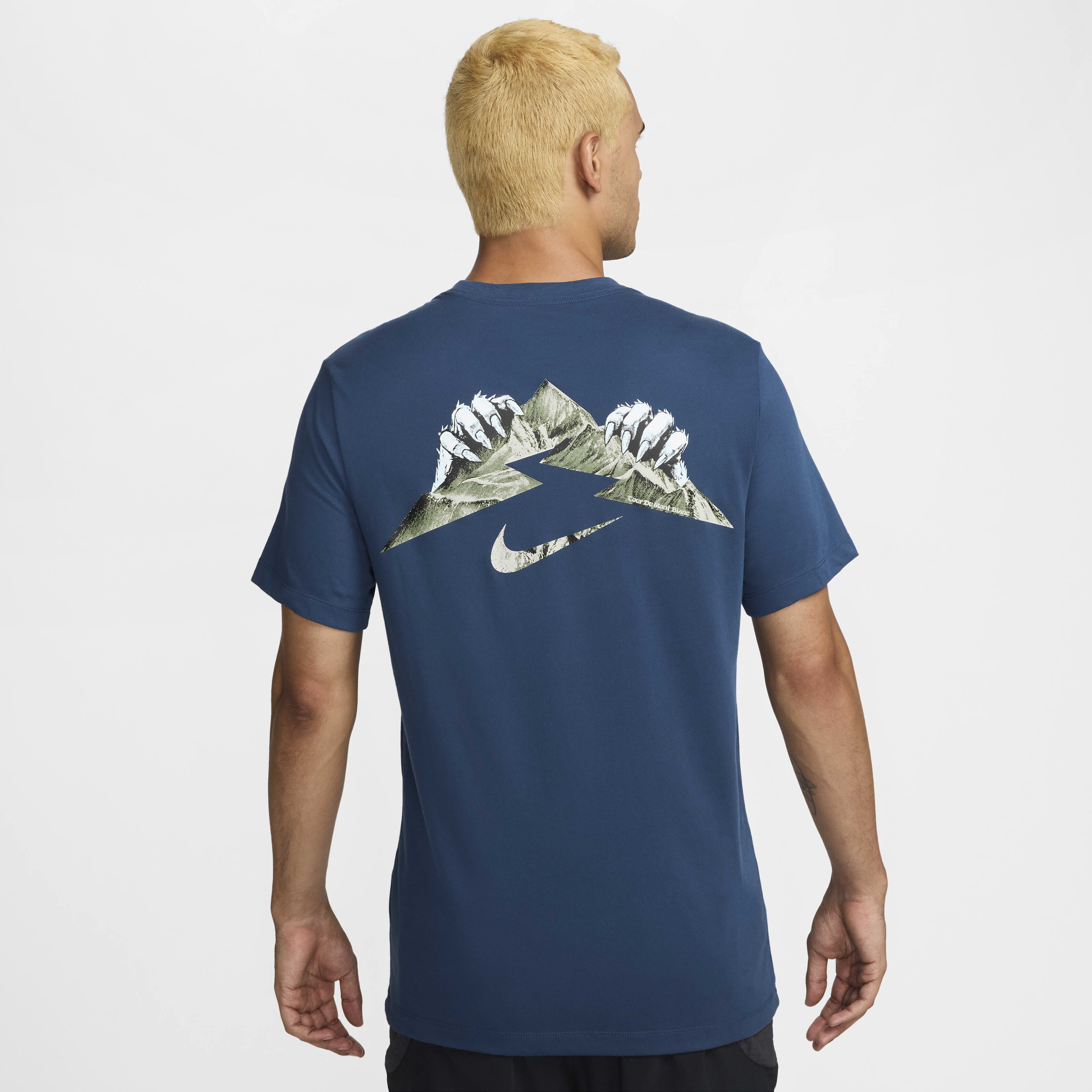 Buy Nike Men s Dri FIT Running T Shirt Nike Qatar Official