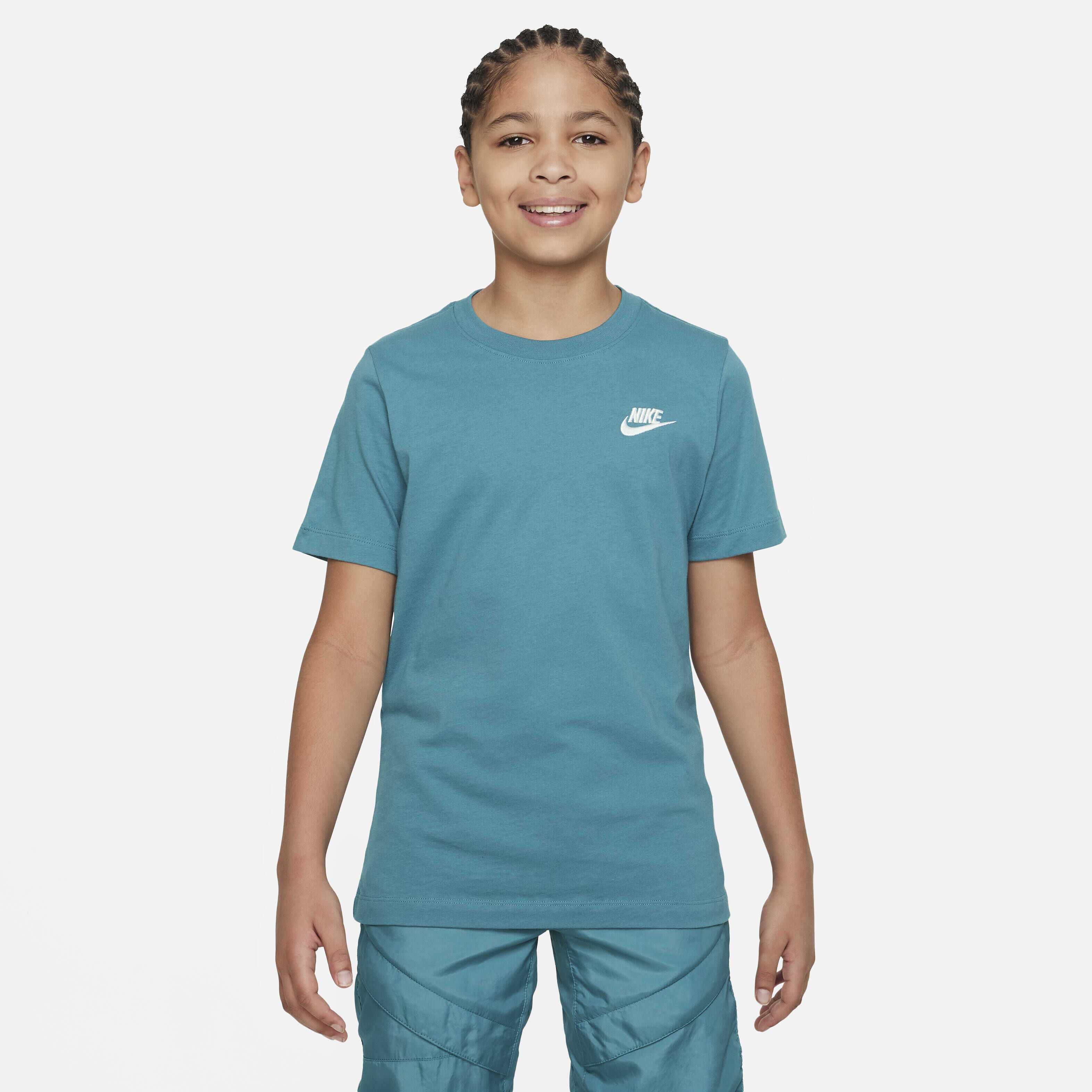 Nike Sportswear image number 0