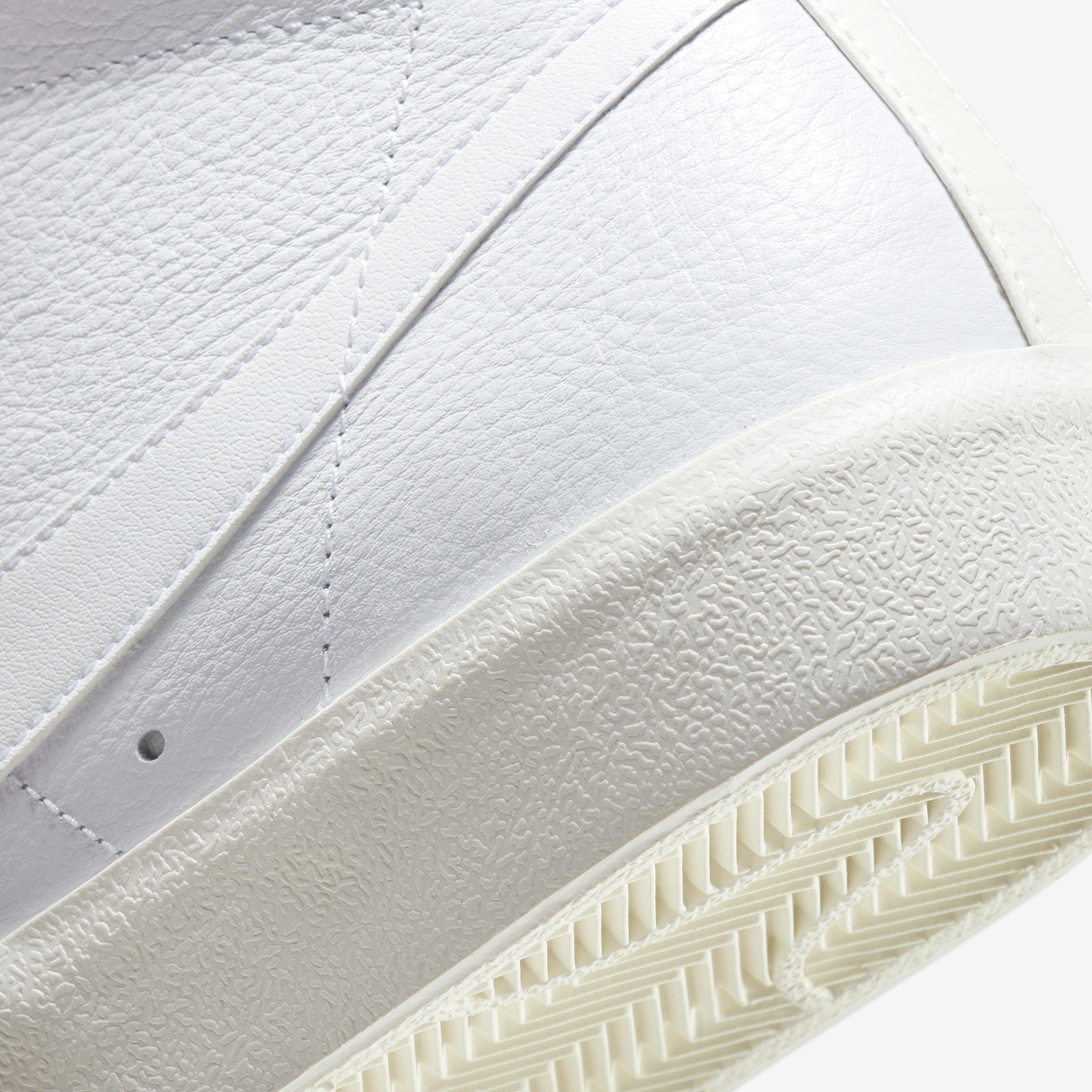 نايكي بليزر ميد فينتيج '77 image number 7