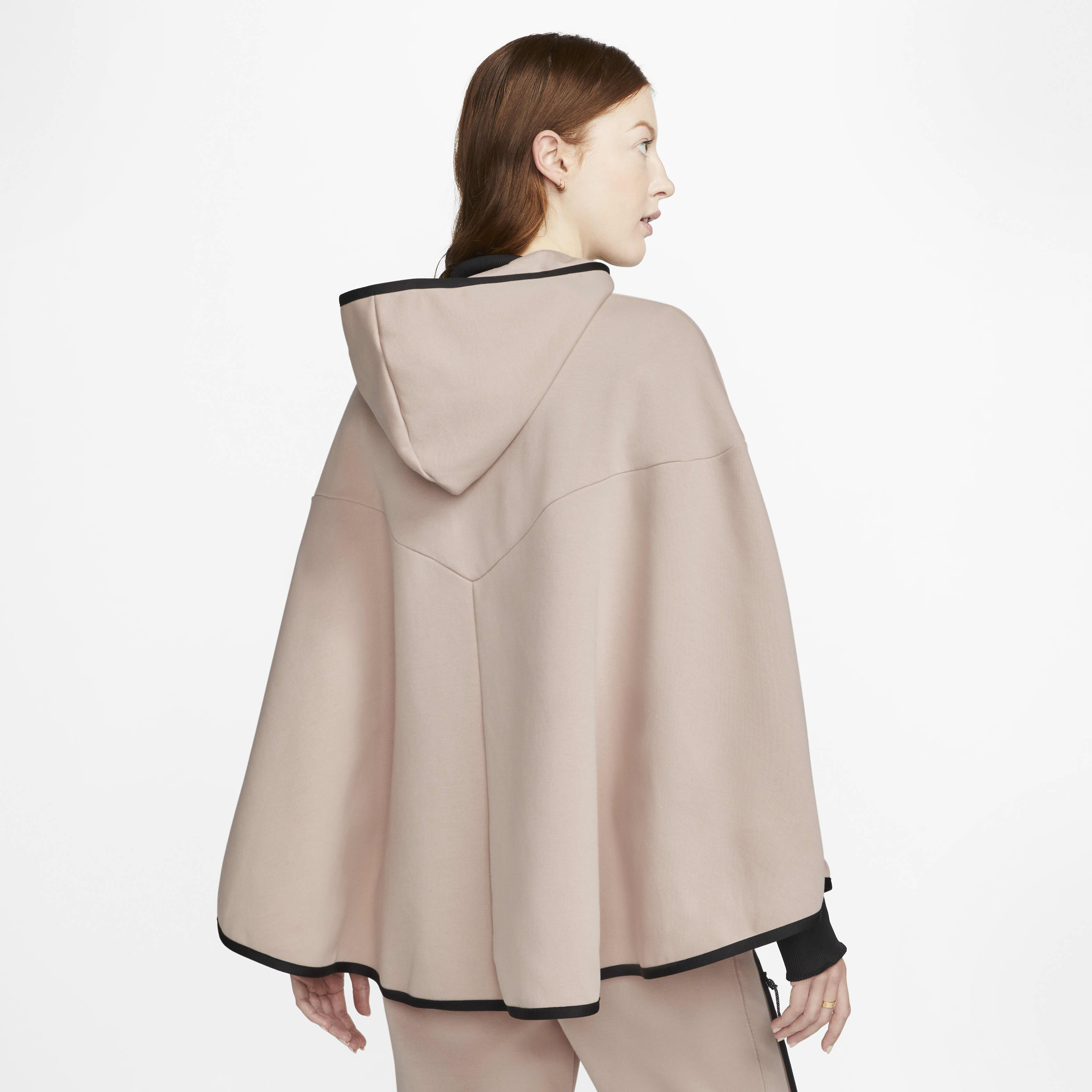 نايكي سبورتسوير تك فليس image number 1