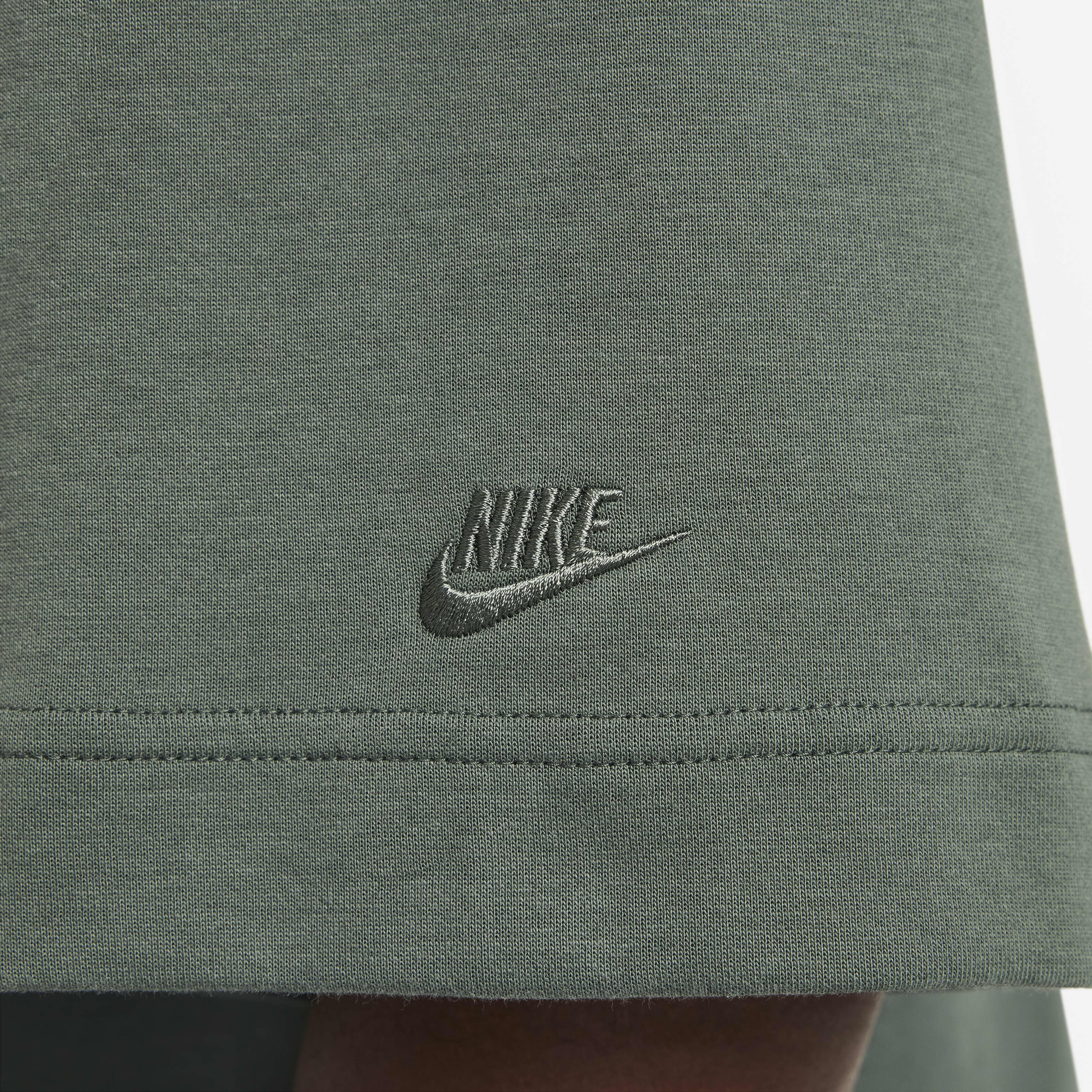 Nike Tech image number 4