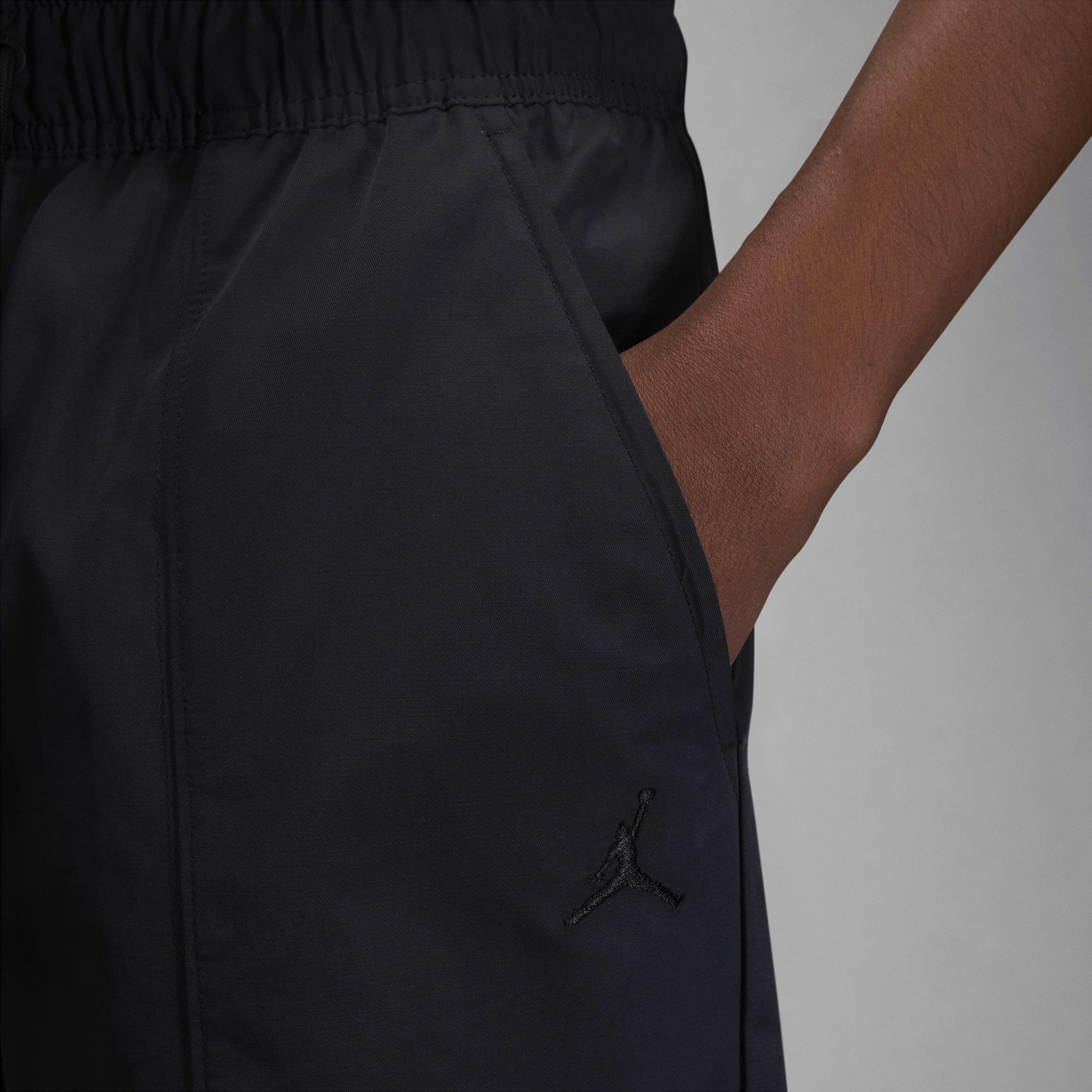 Jordan Essentials image number 3