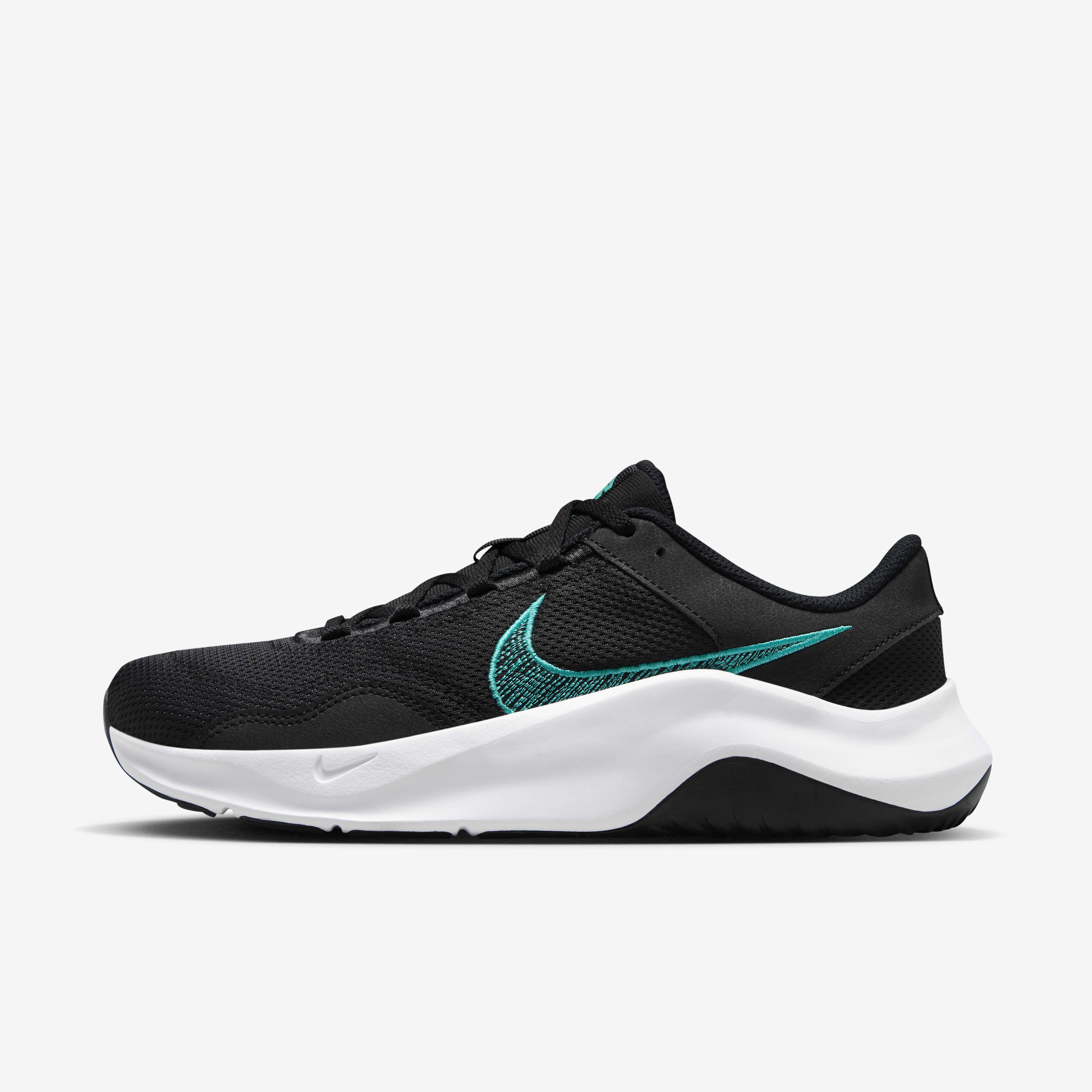 Nike legend low store