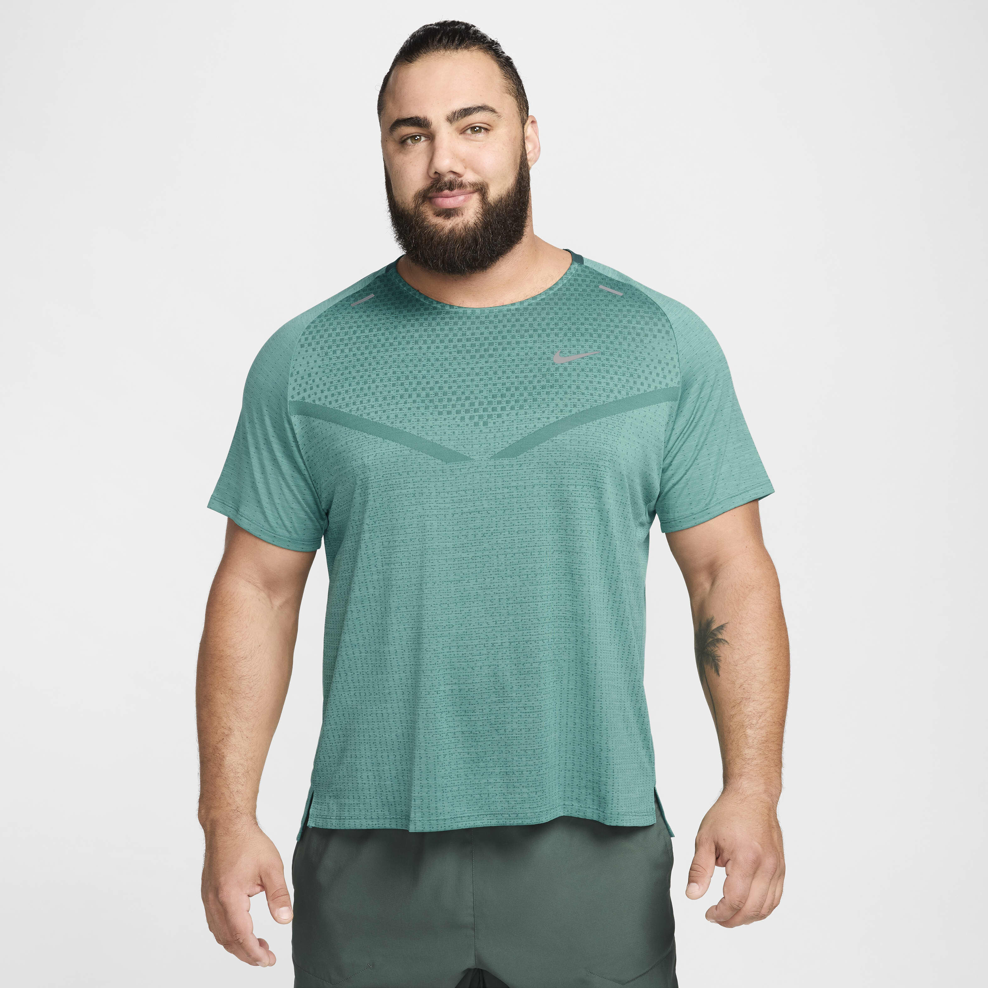 Nike tech knit crew sales