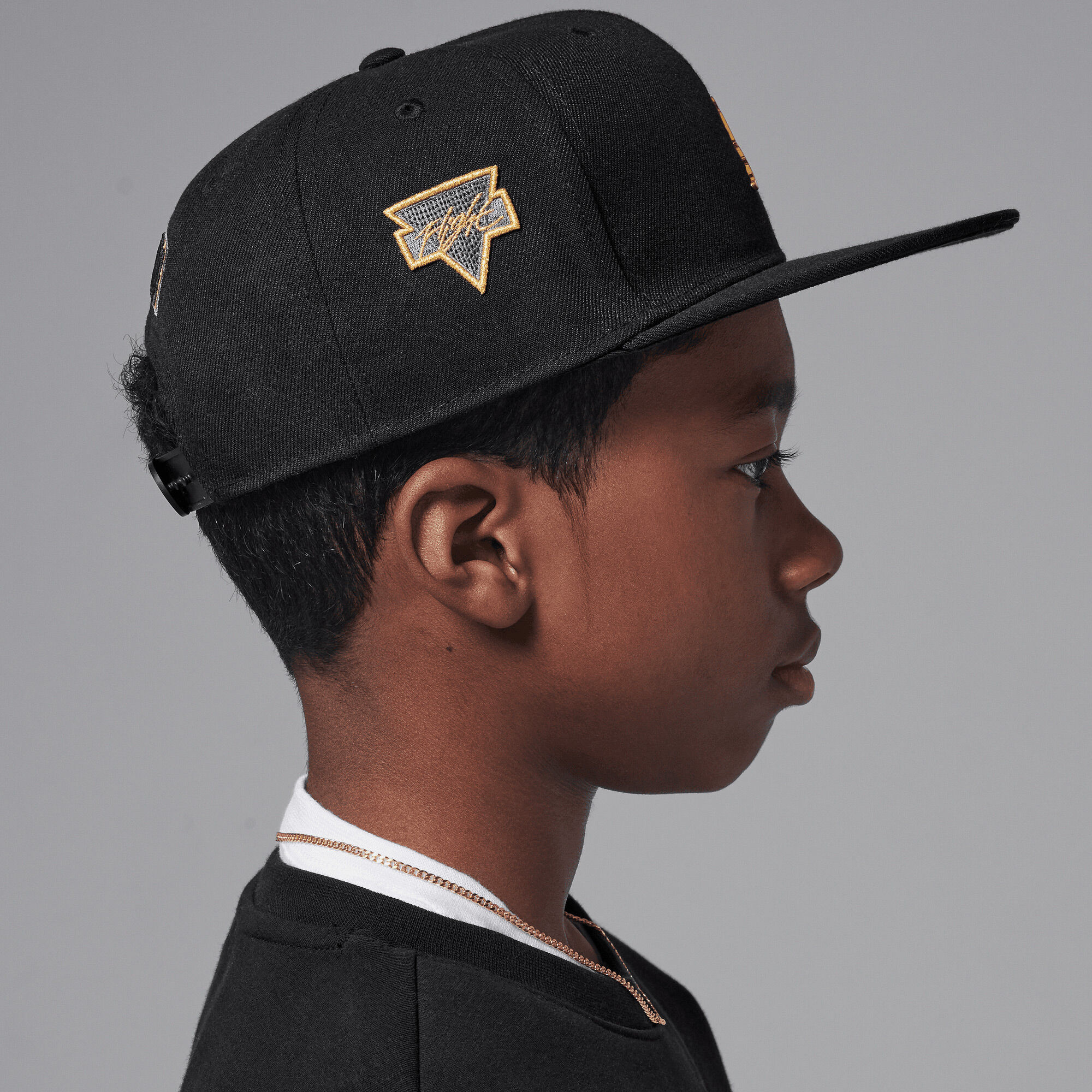 Jordan "See Me Shine" image number 6