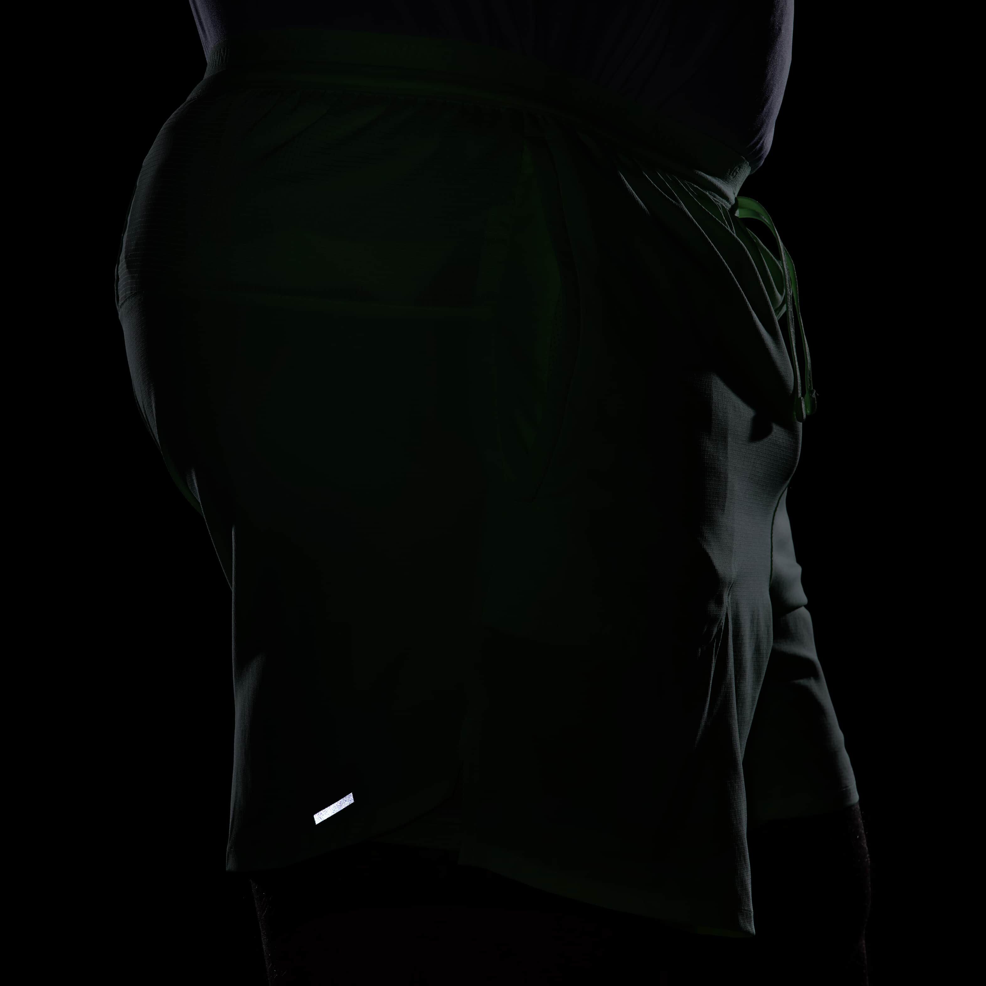 Nike Stride image number 18