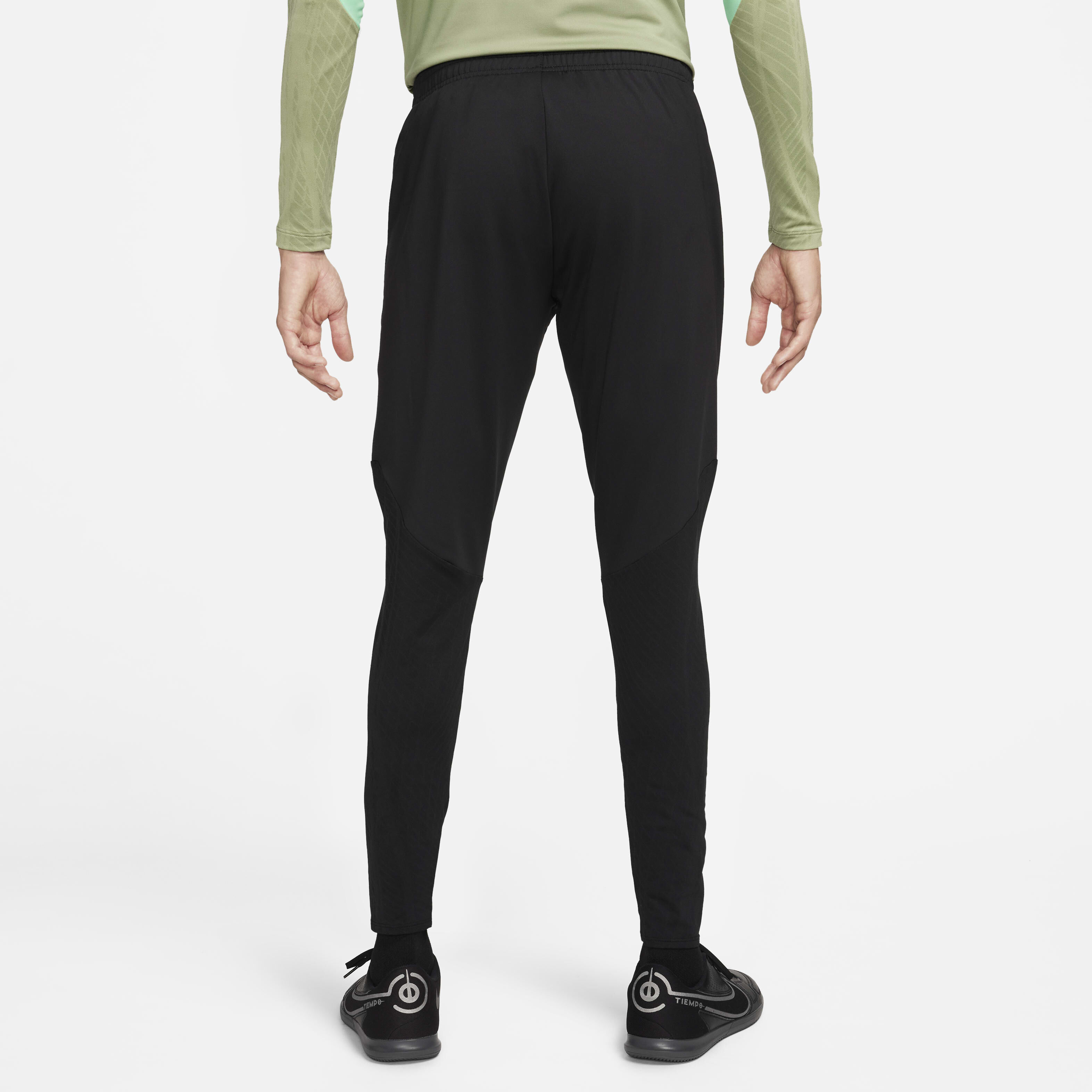 أتلتيكو مدريد ستاريك البديل image number 1