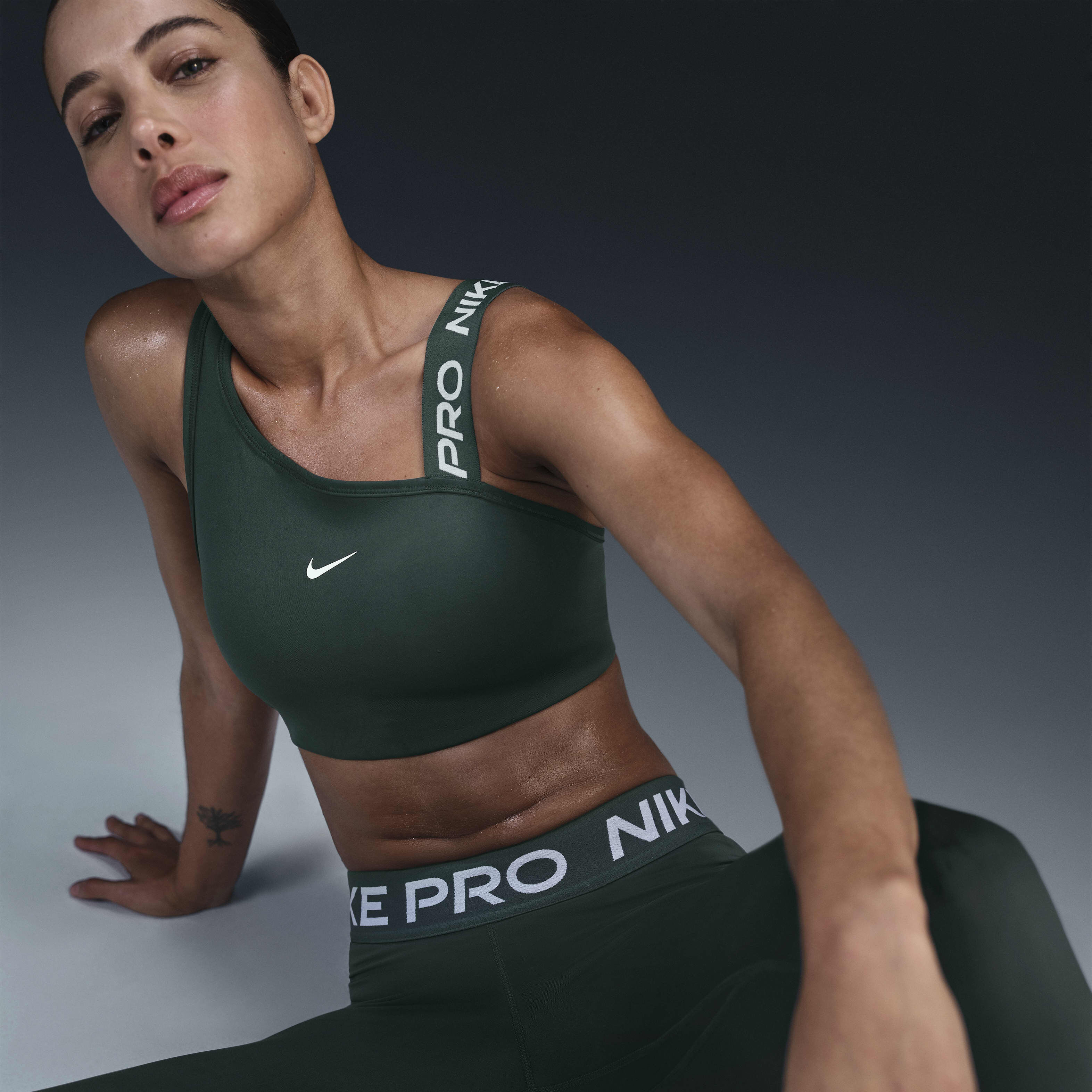Nike pro padded sports bra store
