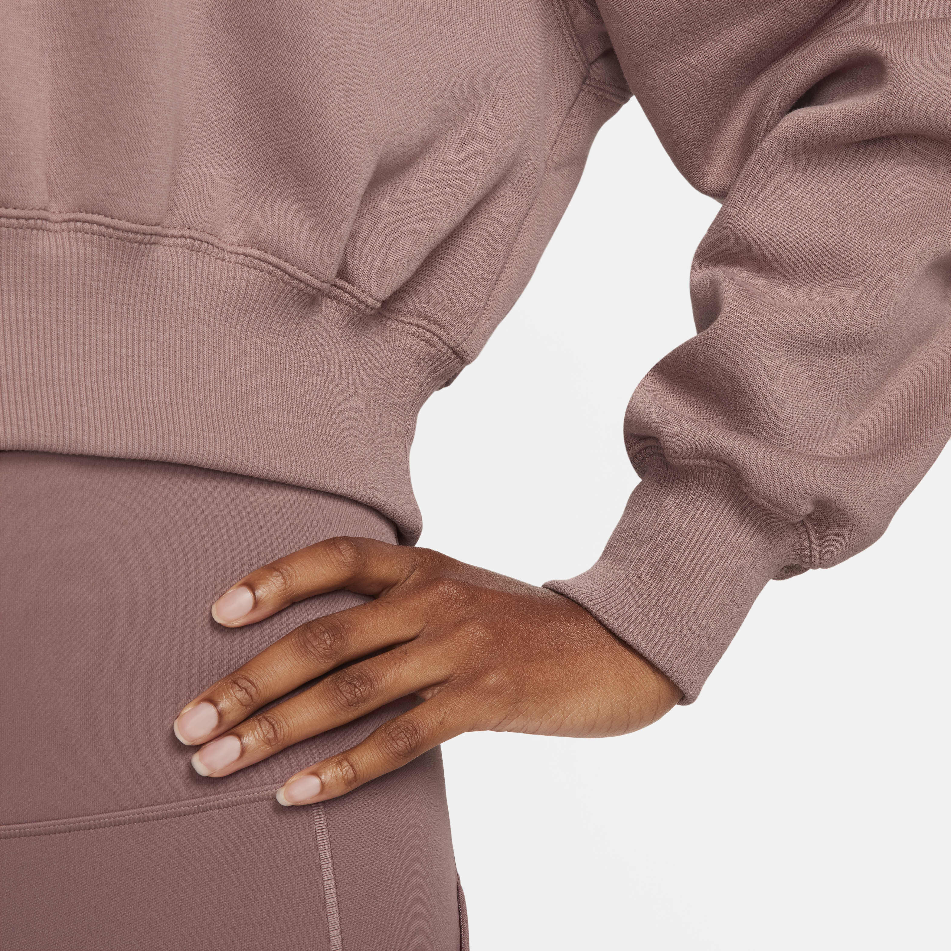 نايكي سبورتسوير فينكس فليس image number 4