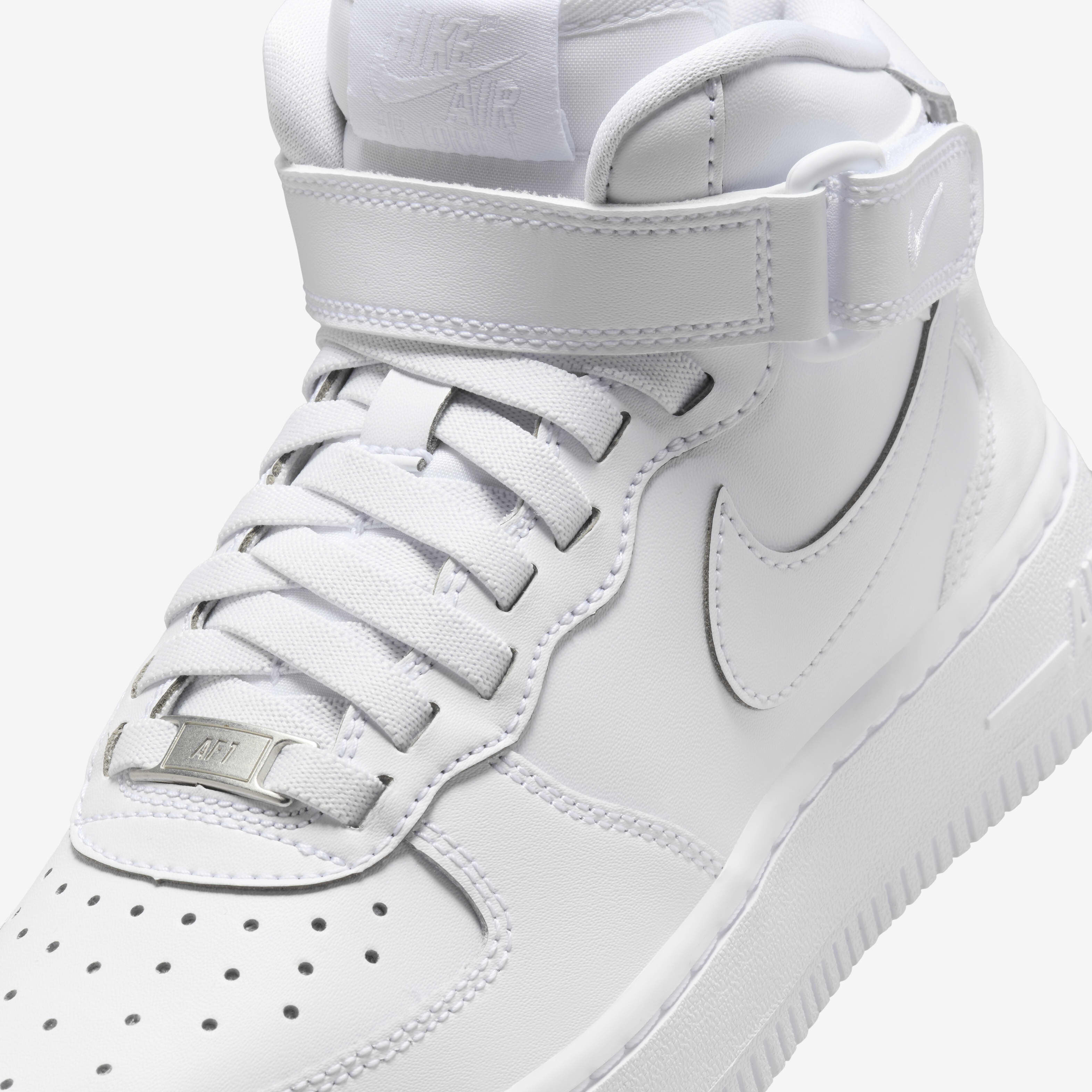 Nike Air Force 1 Mid EasyOn image number 6