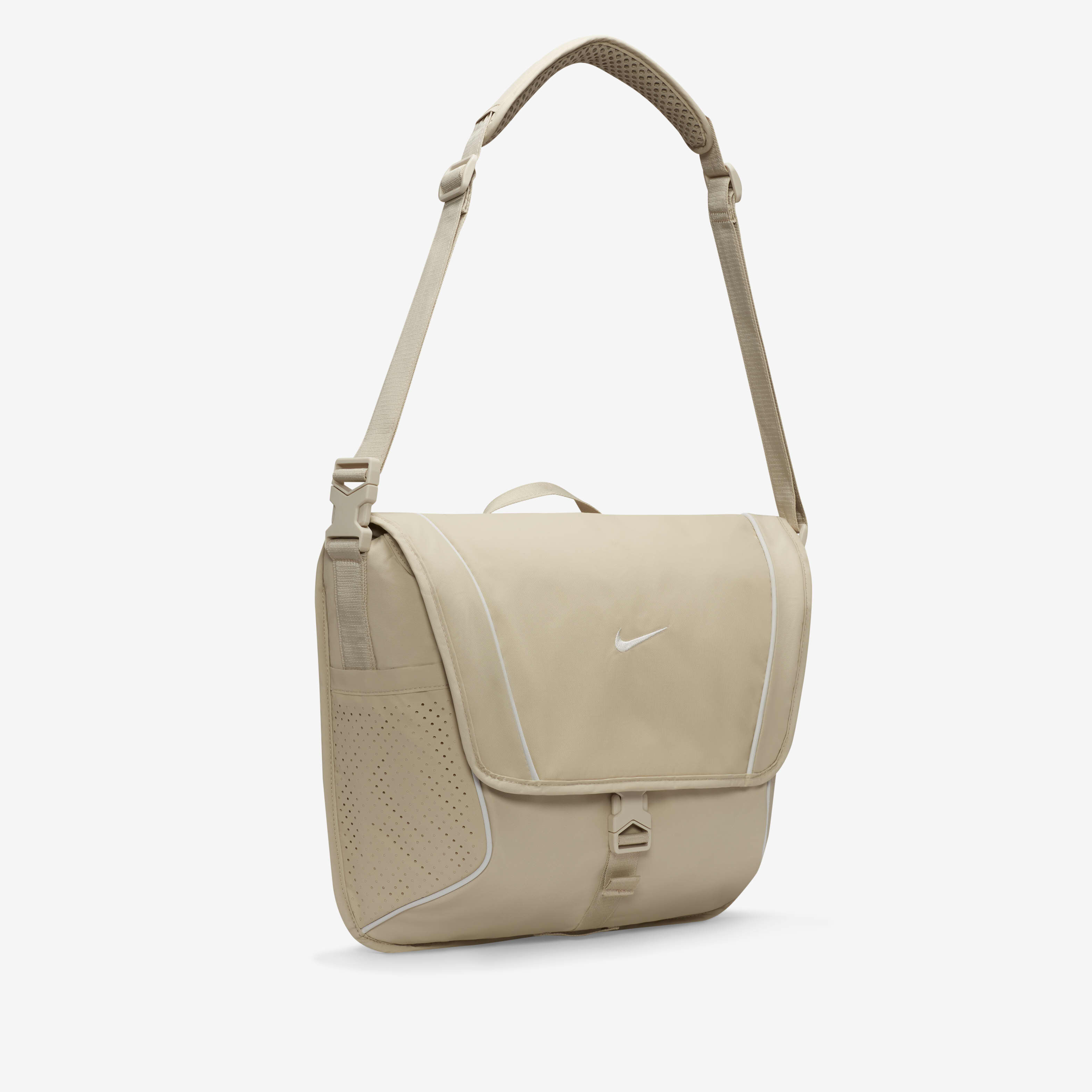 Nike Sportswear Essentials image number 2