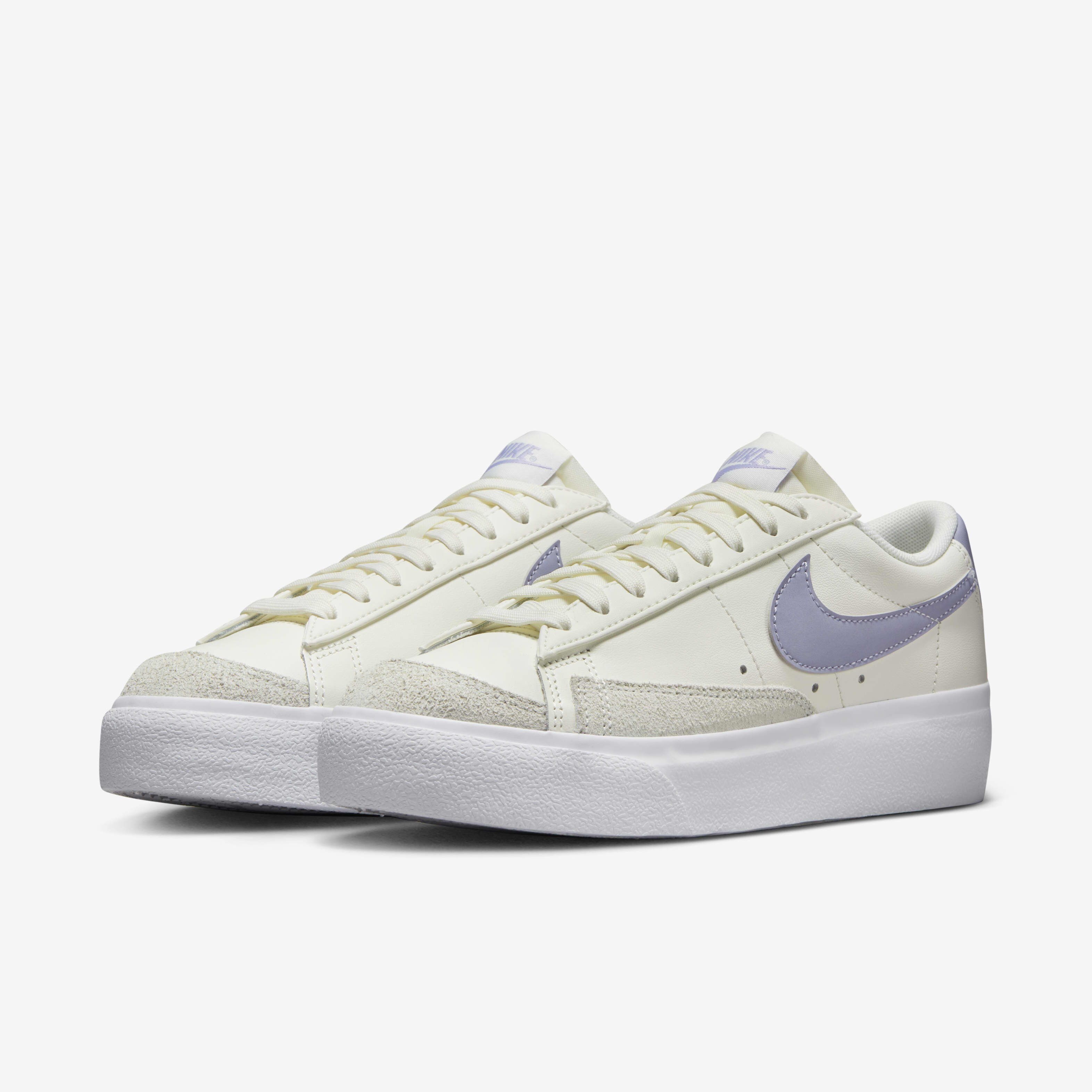 Nike Blazer Low Platform image number 4