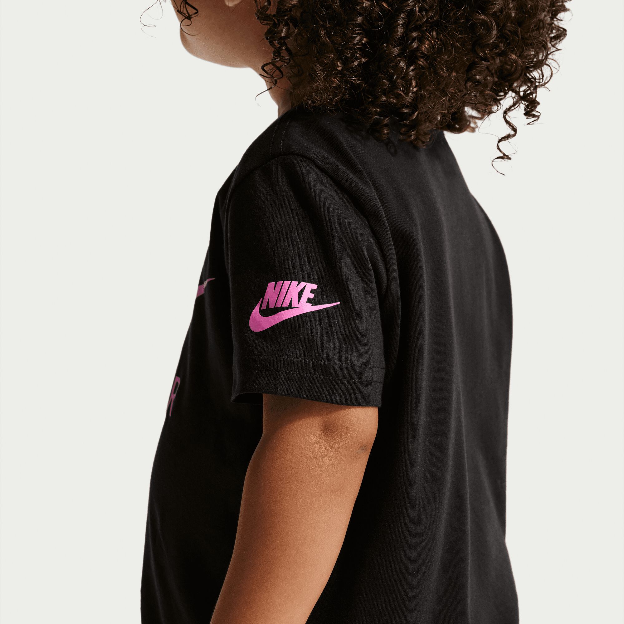 Nike image number 3