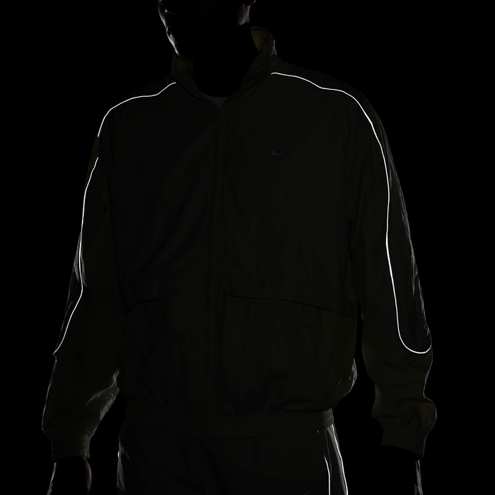 Nike Sportswear Solo Swoosh image number 8 Nike Sportswear Solo Swoosh image number 8