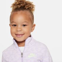 Nike Sweet Swoosh