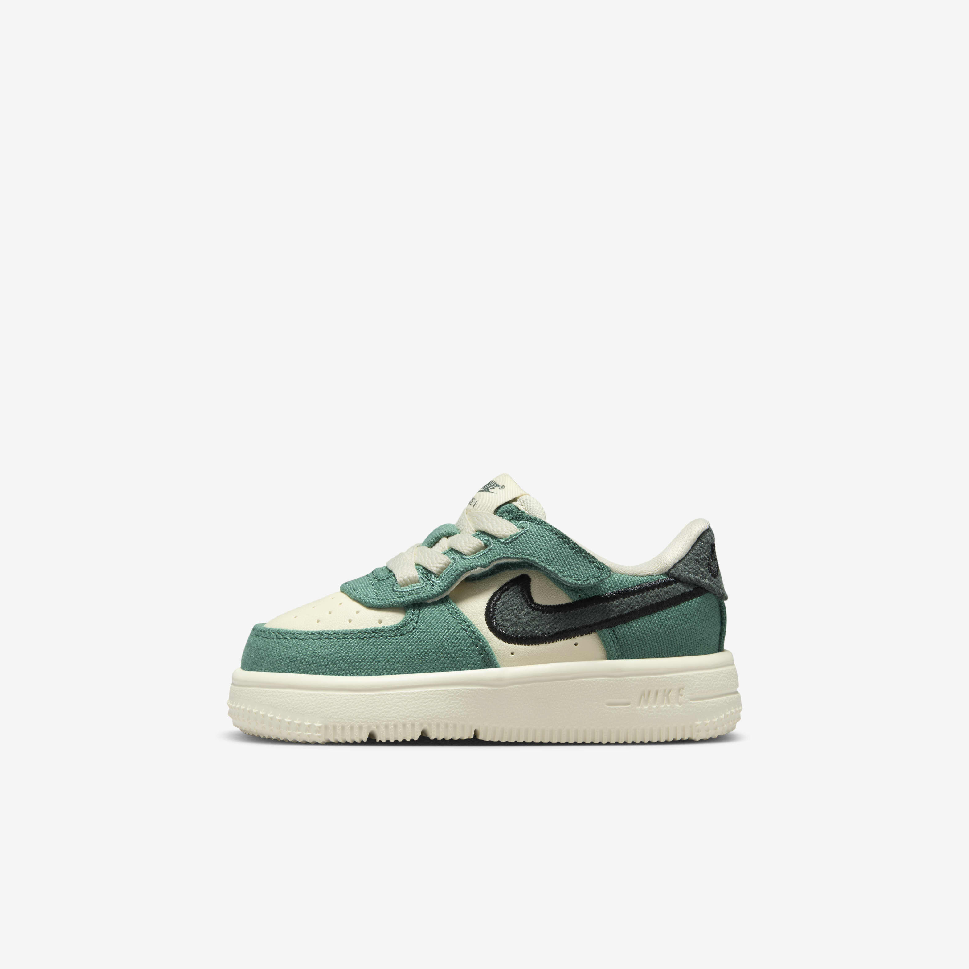 Buy Nike Force 1 Low LV8 3 EasyOn Baby Toddler Shoes Nike Qatar Official