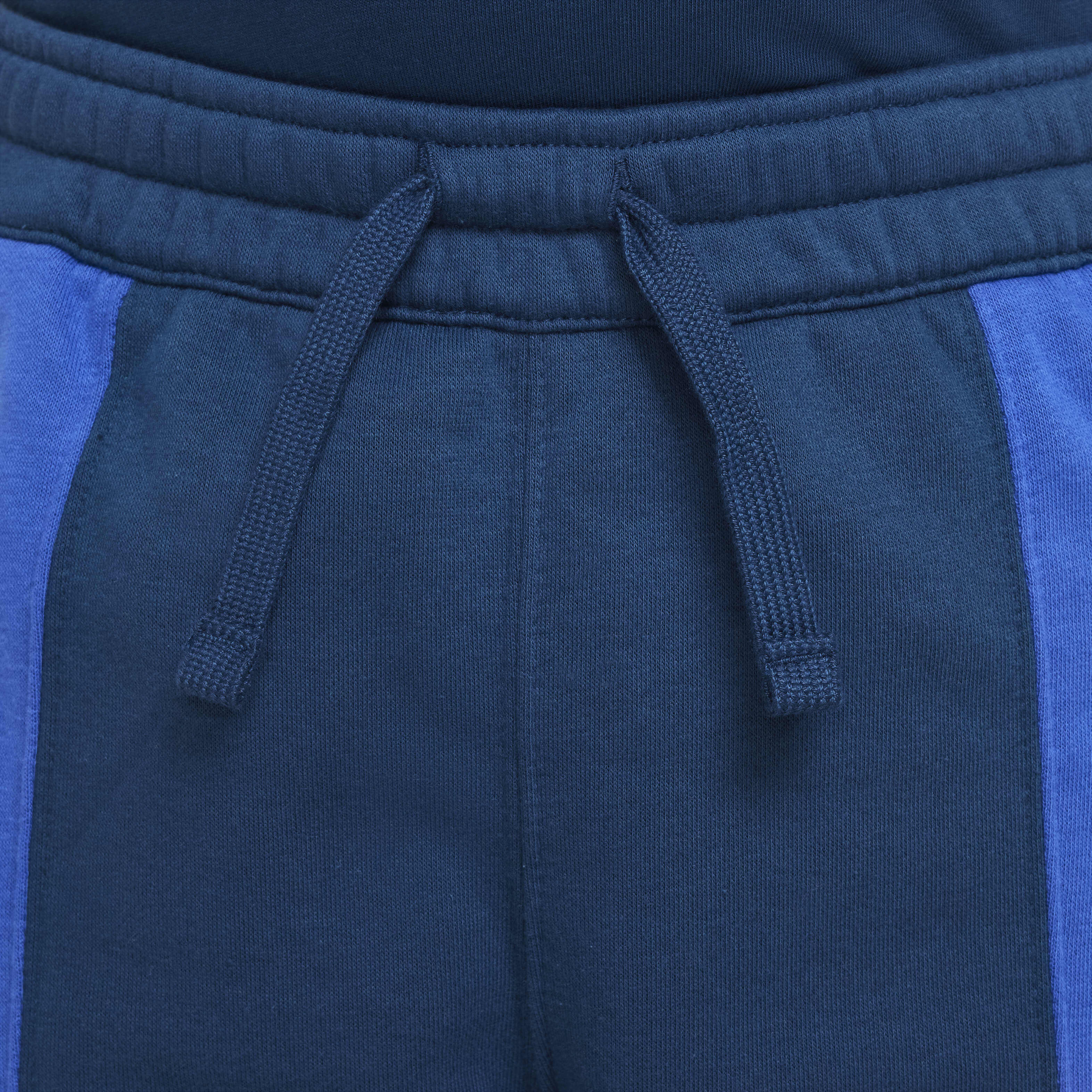 Nike Sportswear image number 2