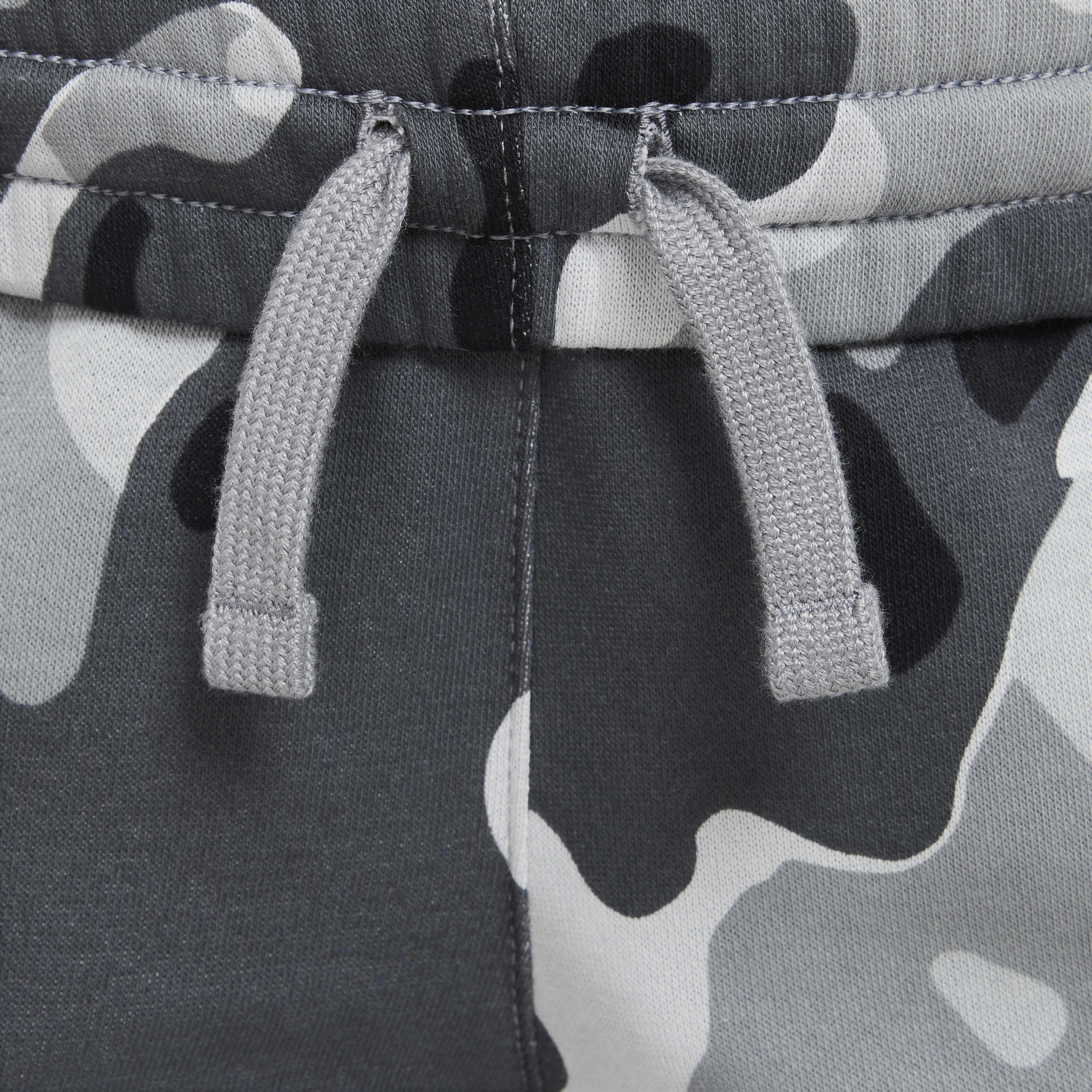 نايكي سبورتسوير كلوب فليس image number 2