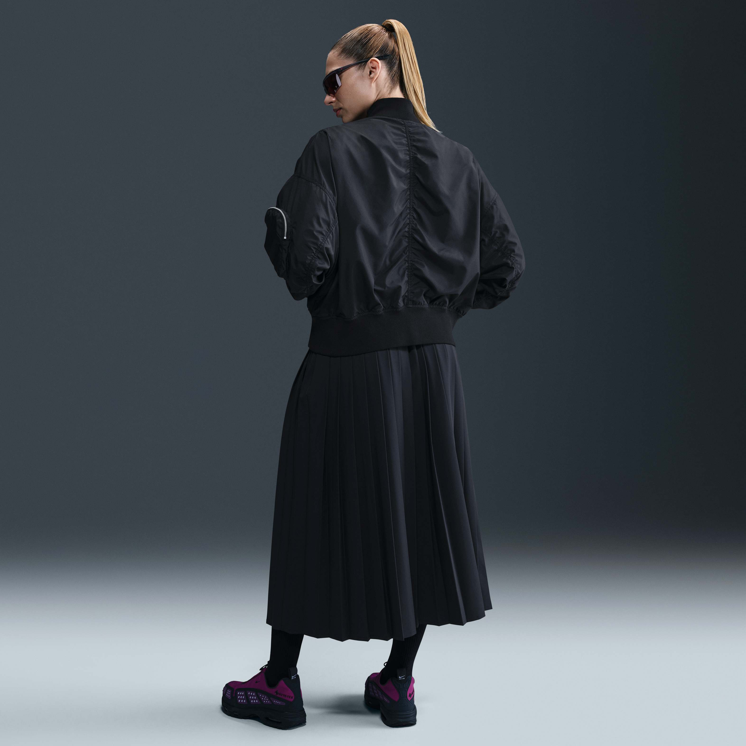 إنجلترا ايسنشال image number 4