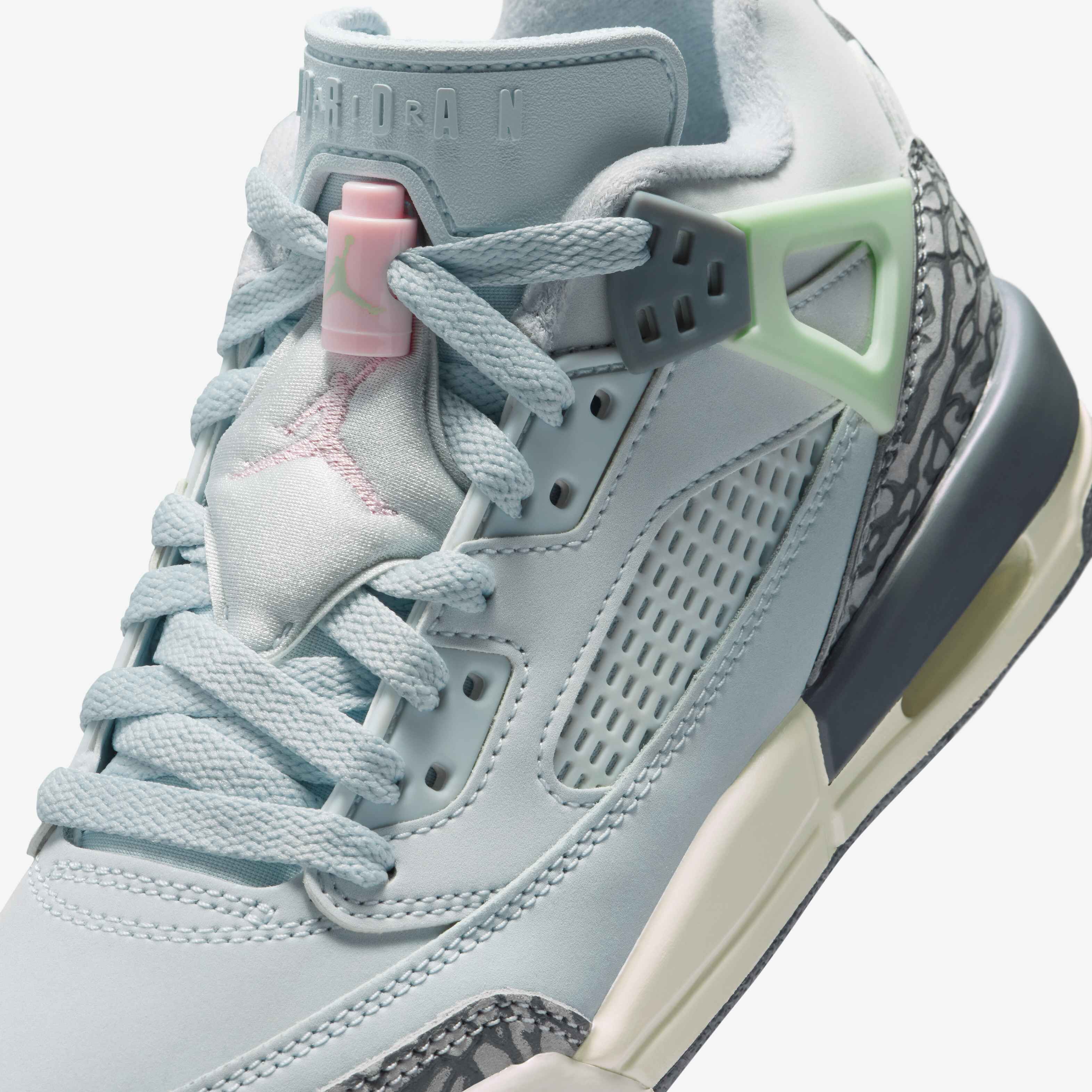 جوردن سبيزيكي لو image number 6