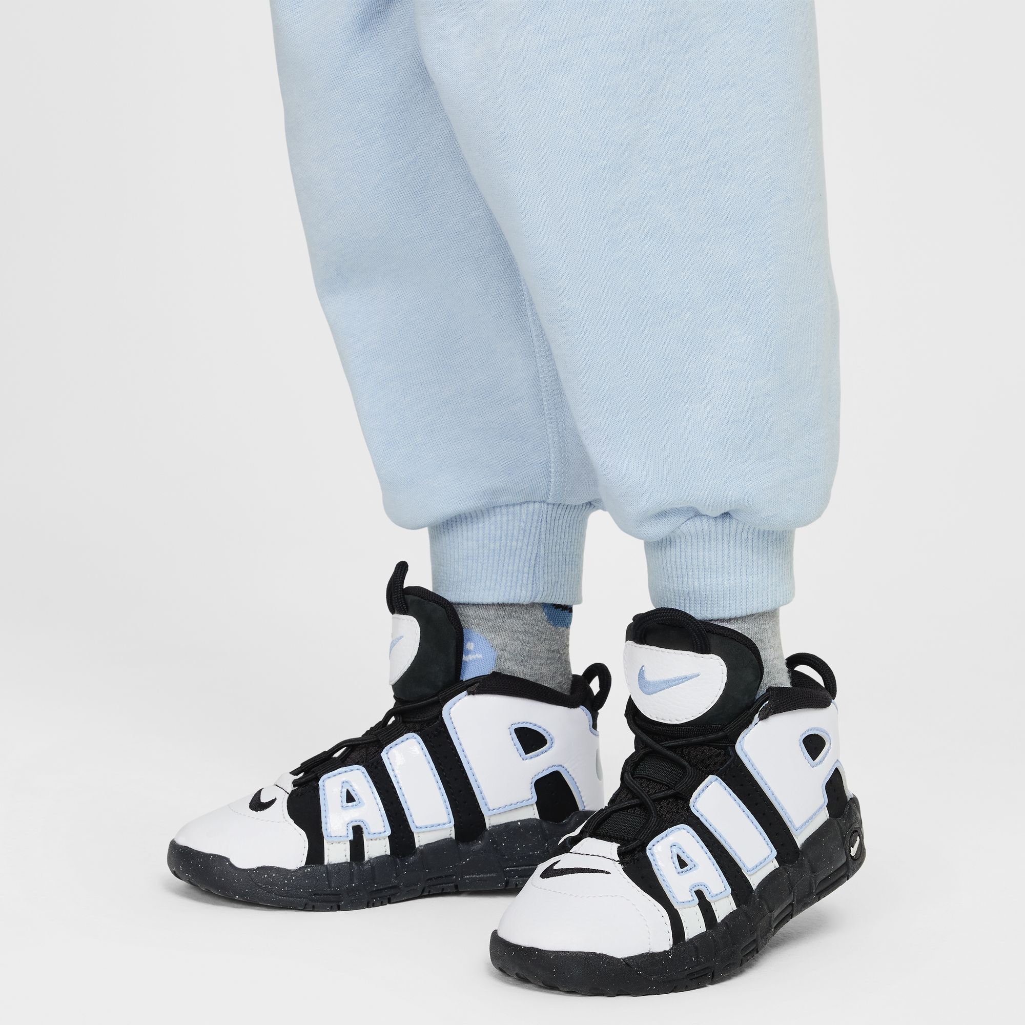 Nike Essentials image number 3