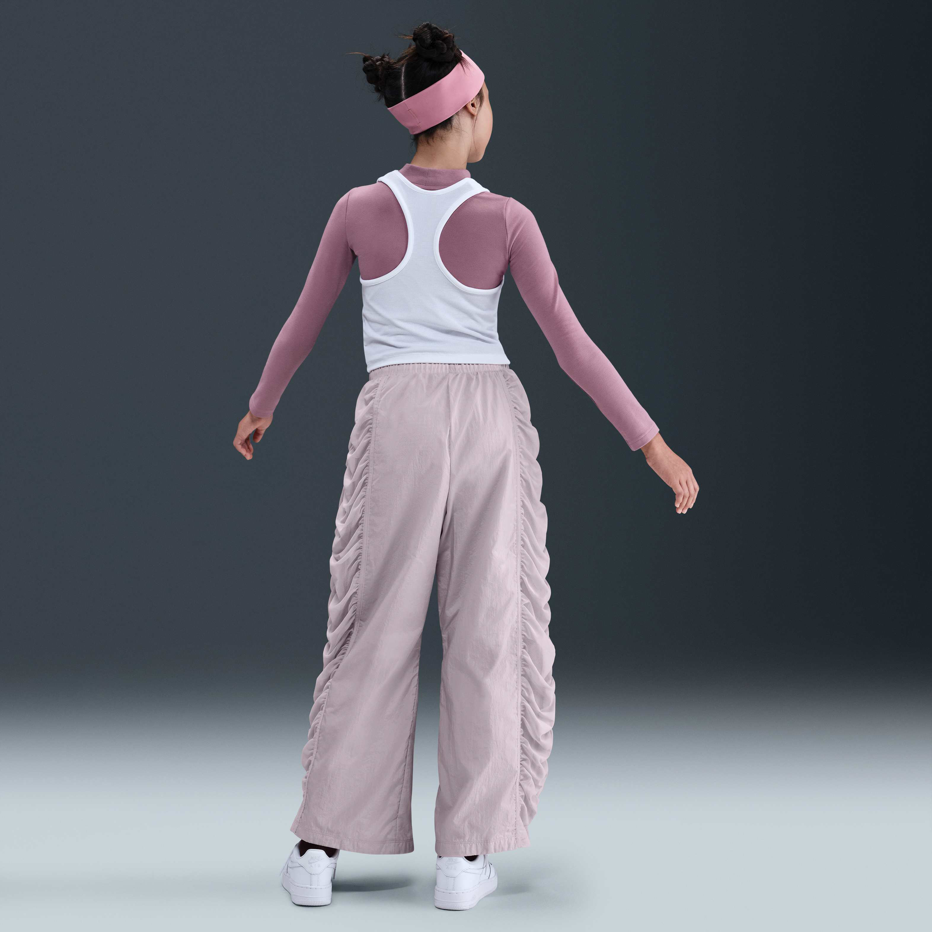 Nike Sportswear image number 3