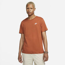 Nike Sportswear Club