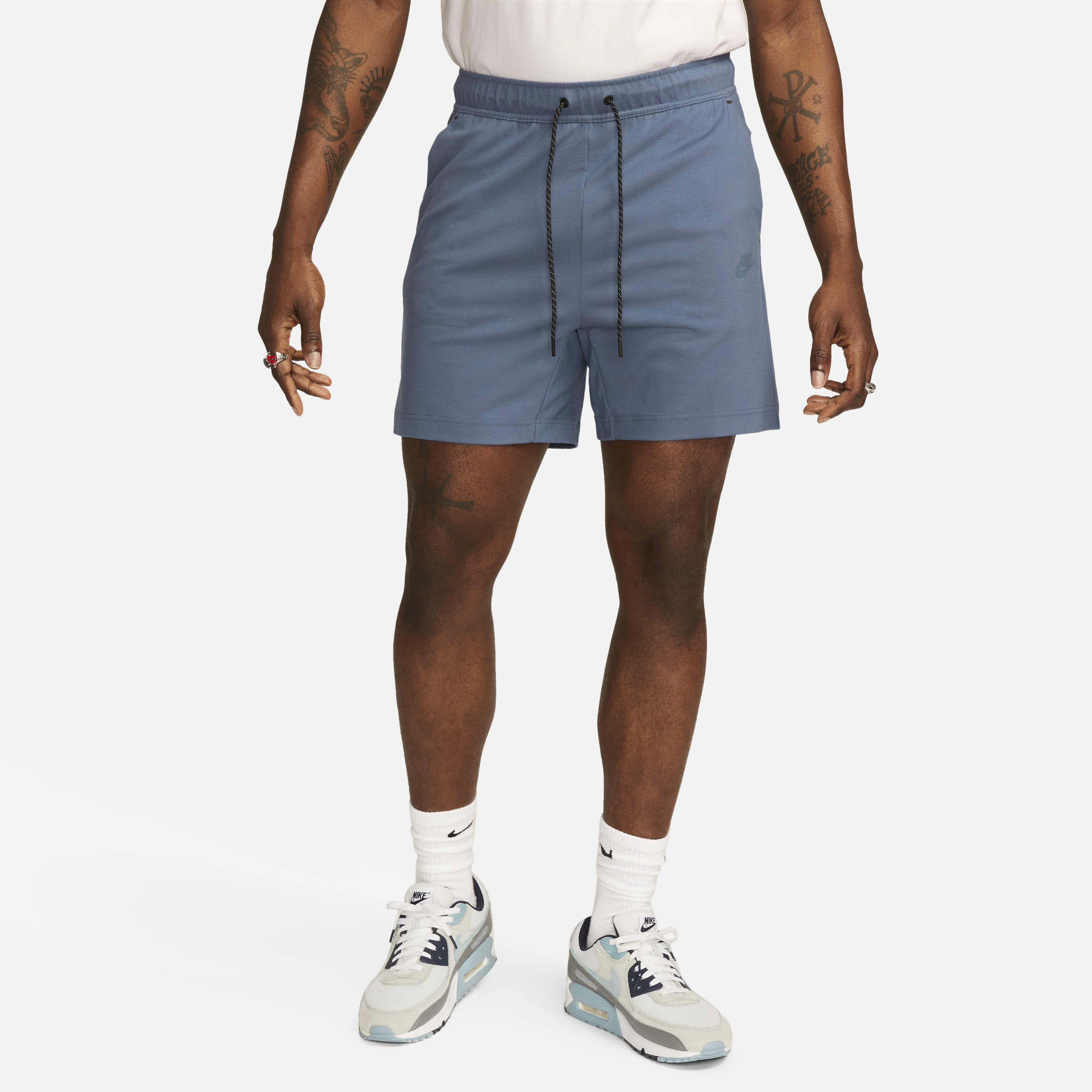 Nike lightweight shorts shop