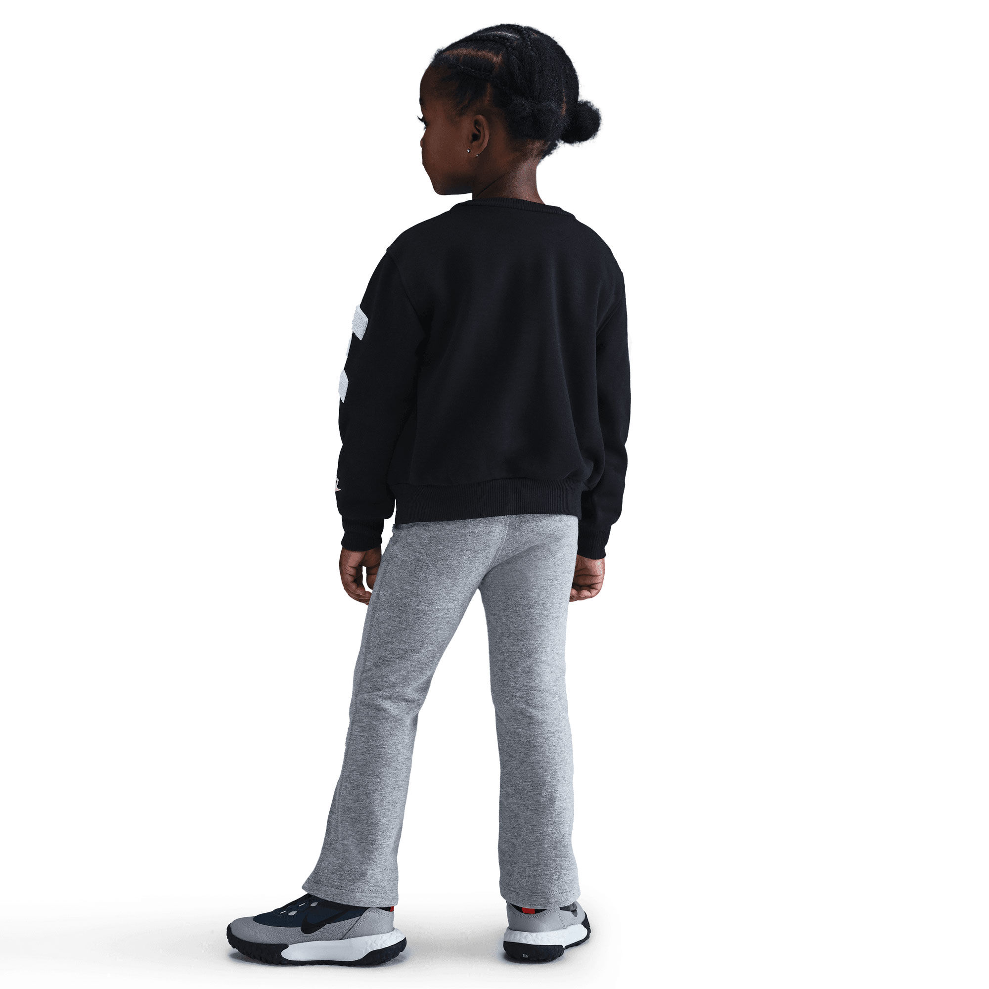 نايكي كلوب image number 2