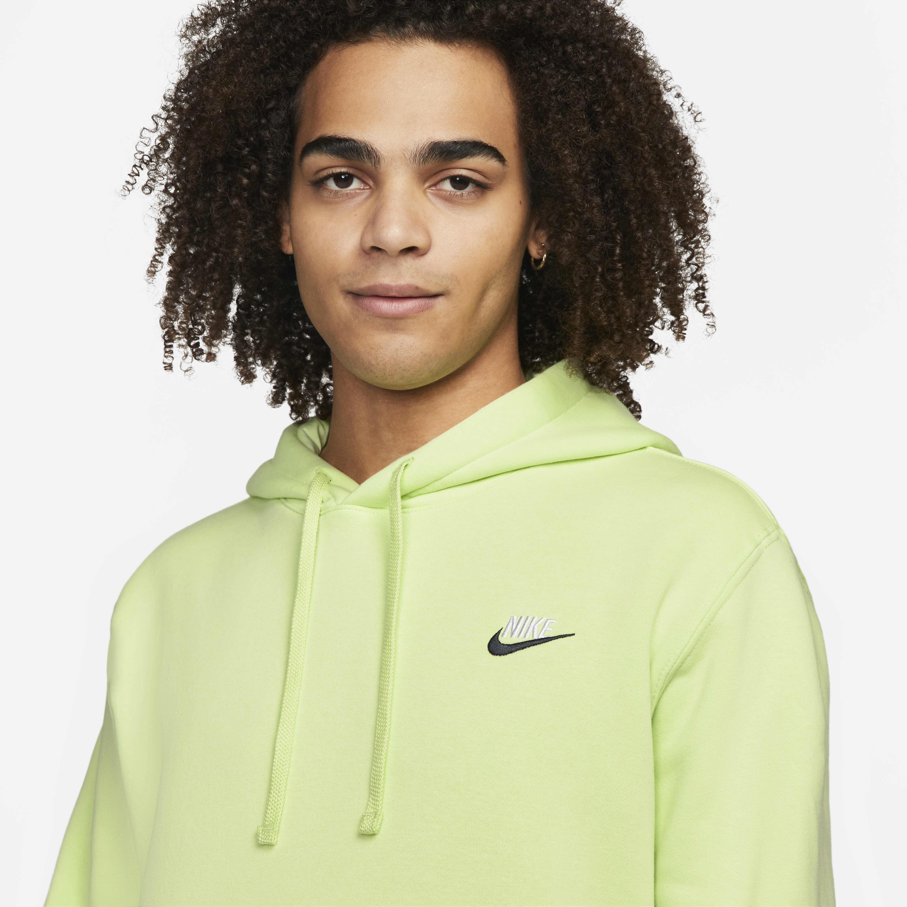 نايكي سبورتسوير كلوب فليس image number 2