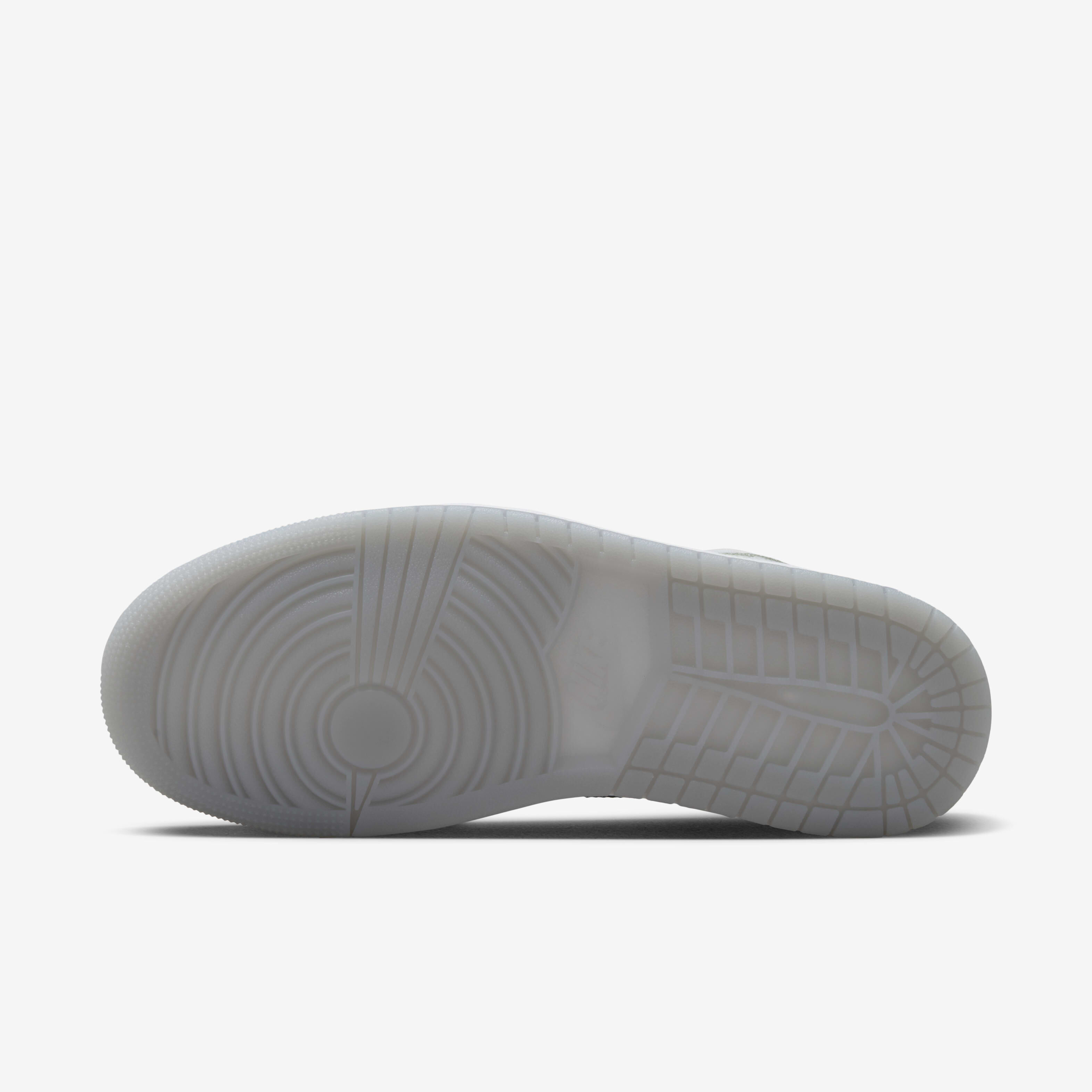 اير جوردن 1 ميد SE image number 1