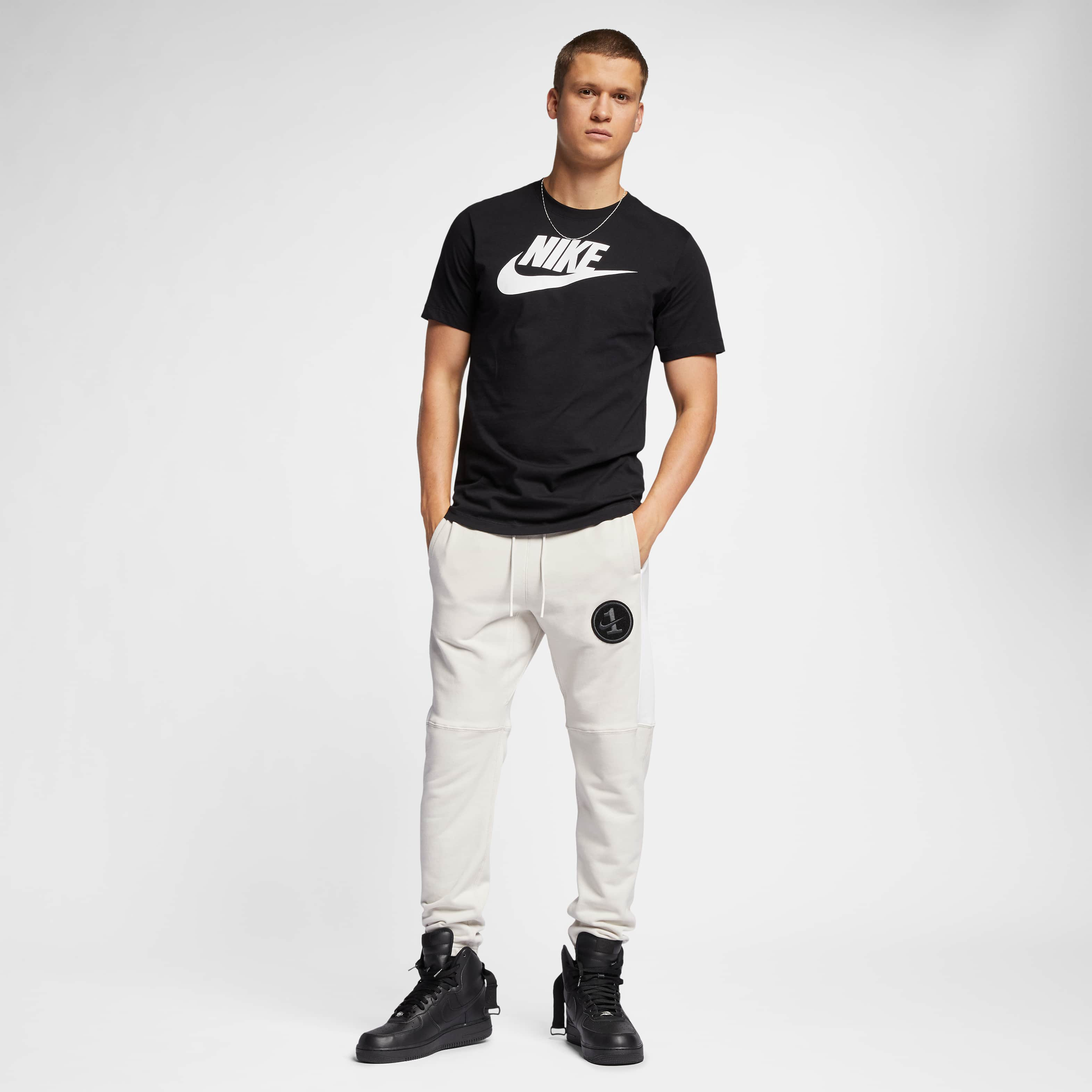 Nike Sportswear image number 2