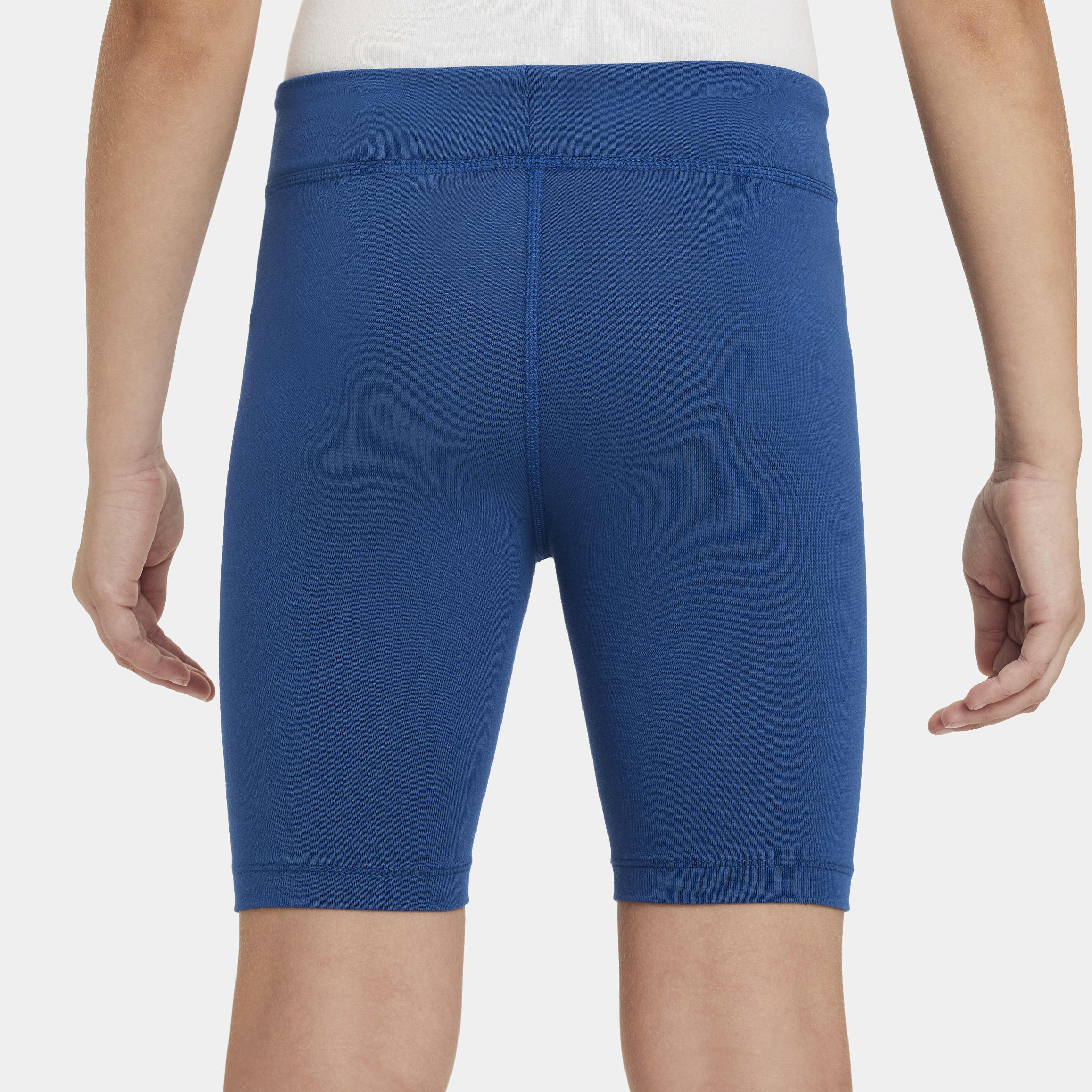 نايكي سبورتسوير image number 2