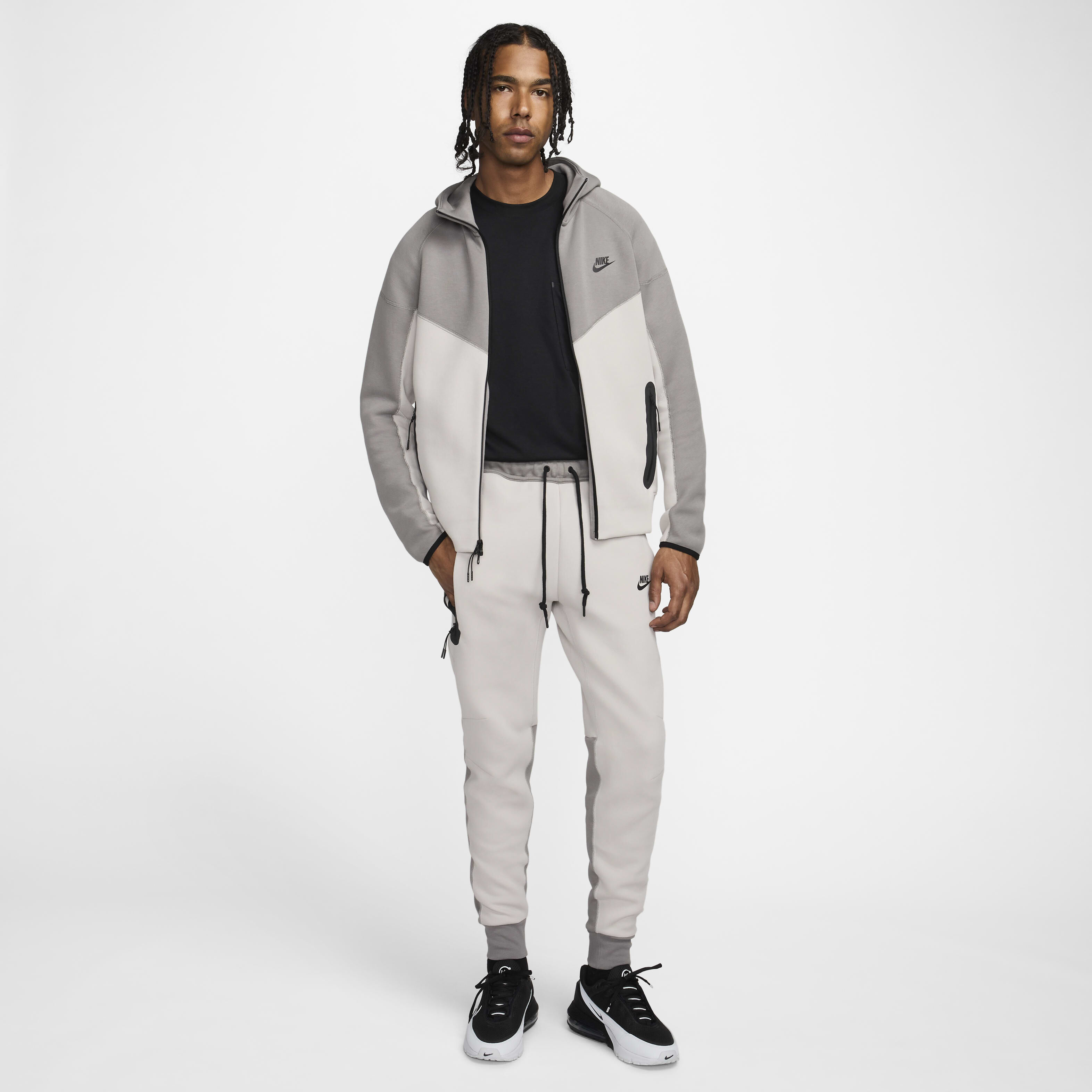 Nike Sportswear Tech Fleece image number 8
