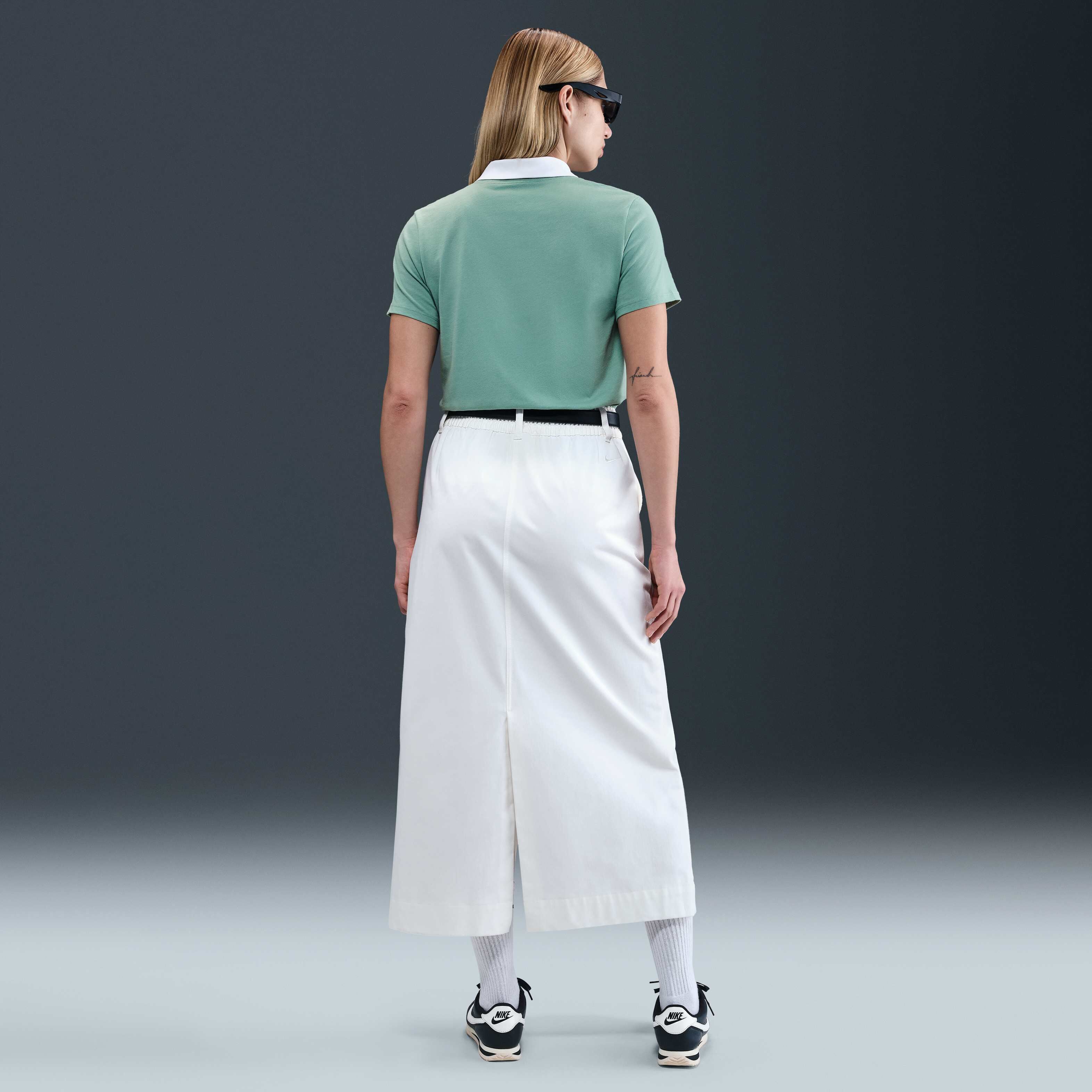 نايكي سبورتسوير كلوب ايسنشالز image number 4