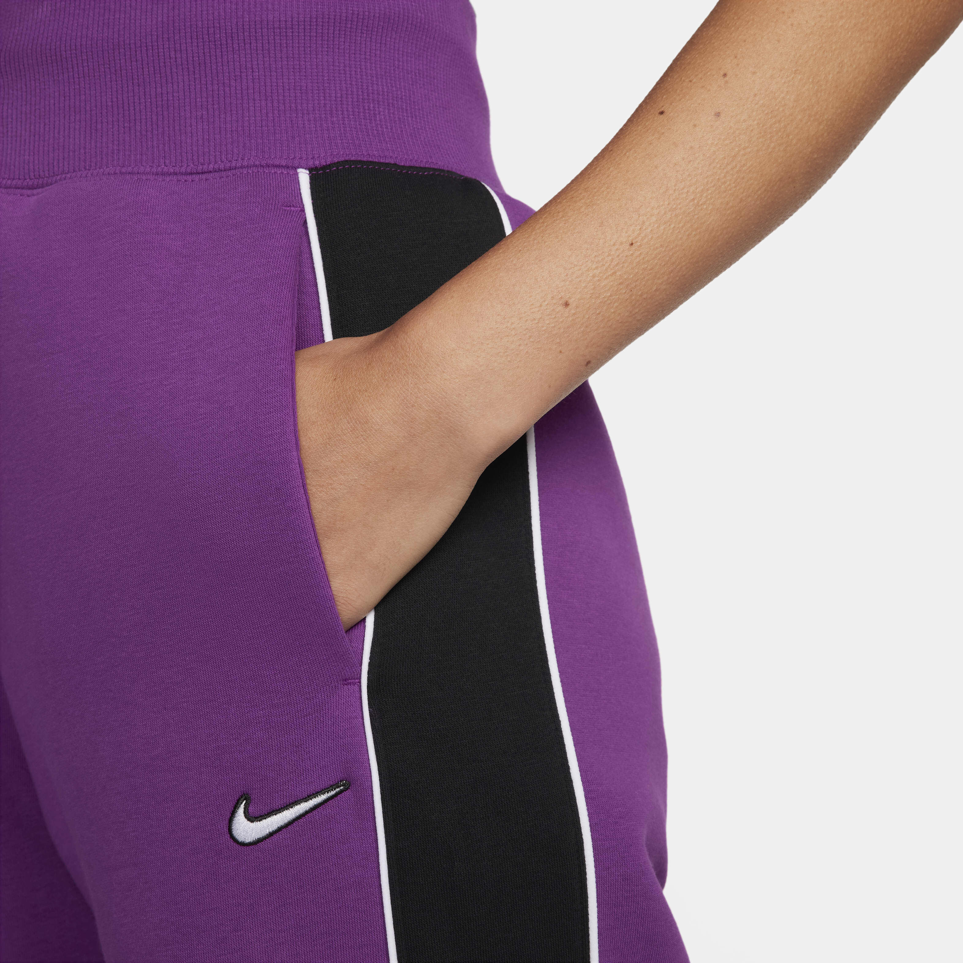 نايكي سبورتسوير فينكس فليس image number 2