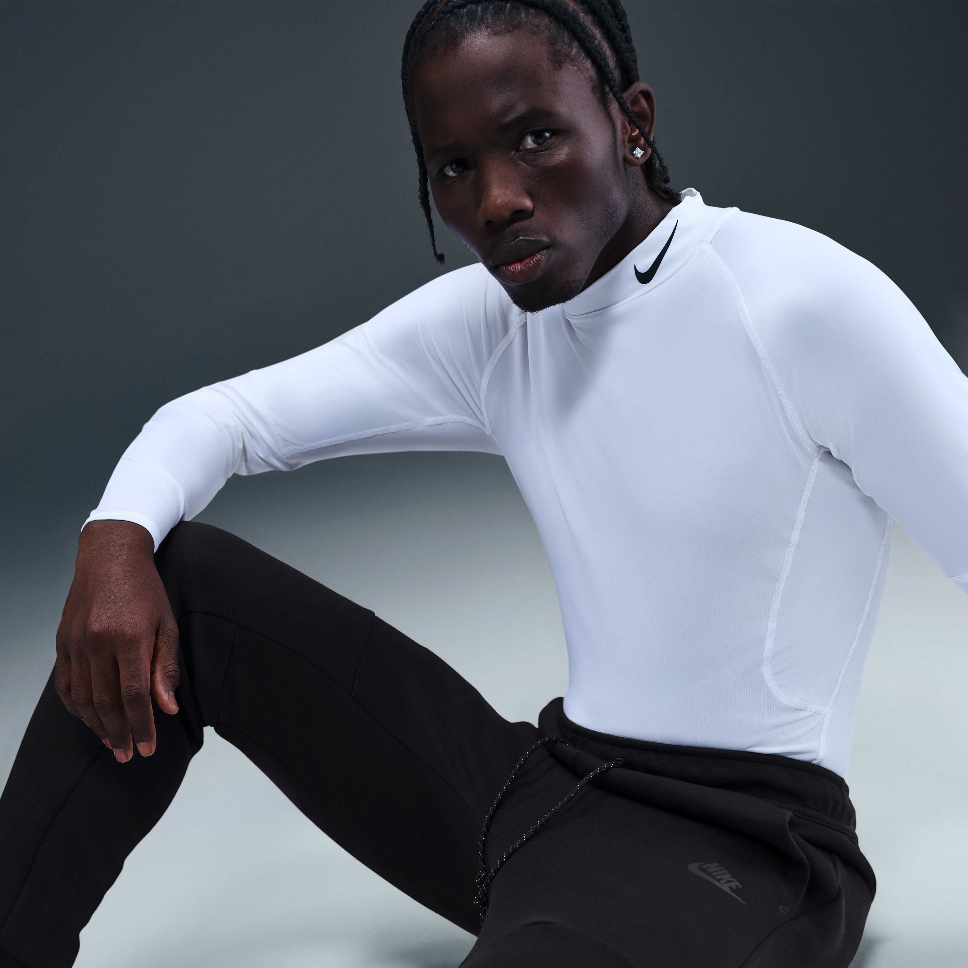 Nike Tech image number 4