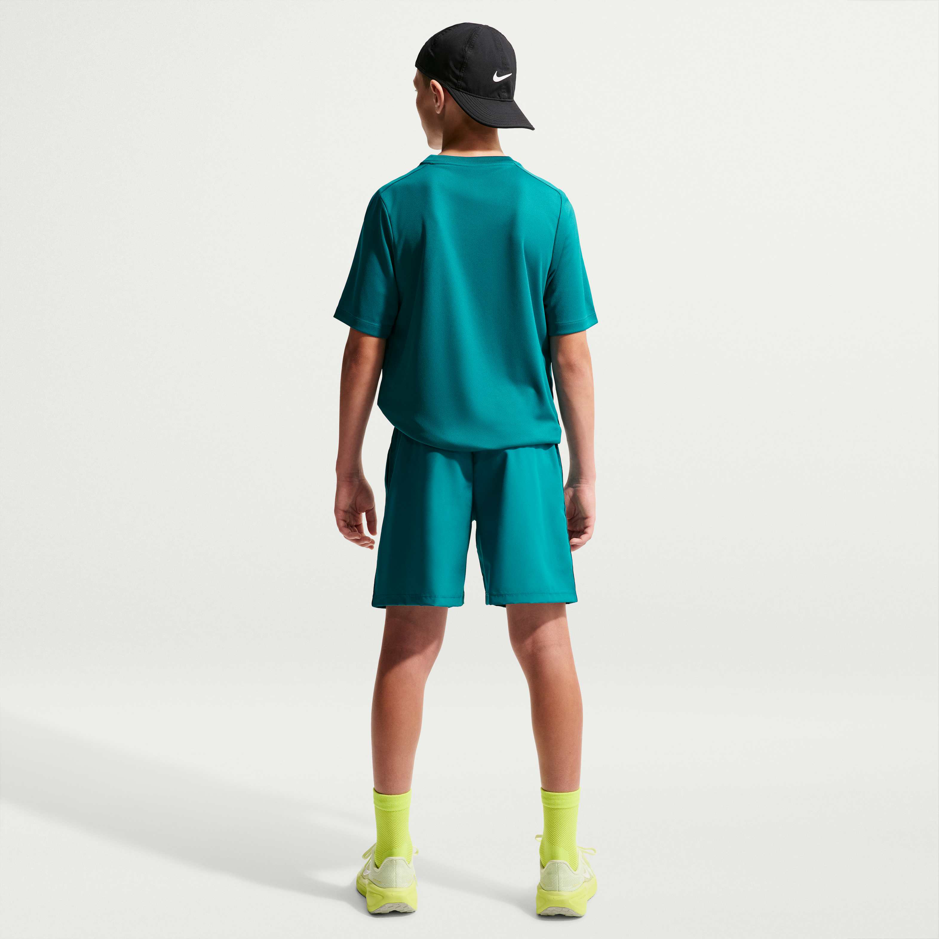 Nike Multi Refresh image number 9