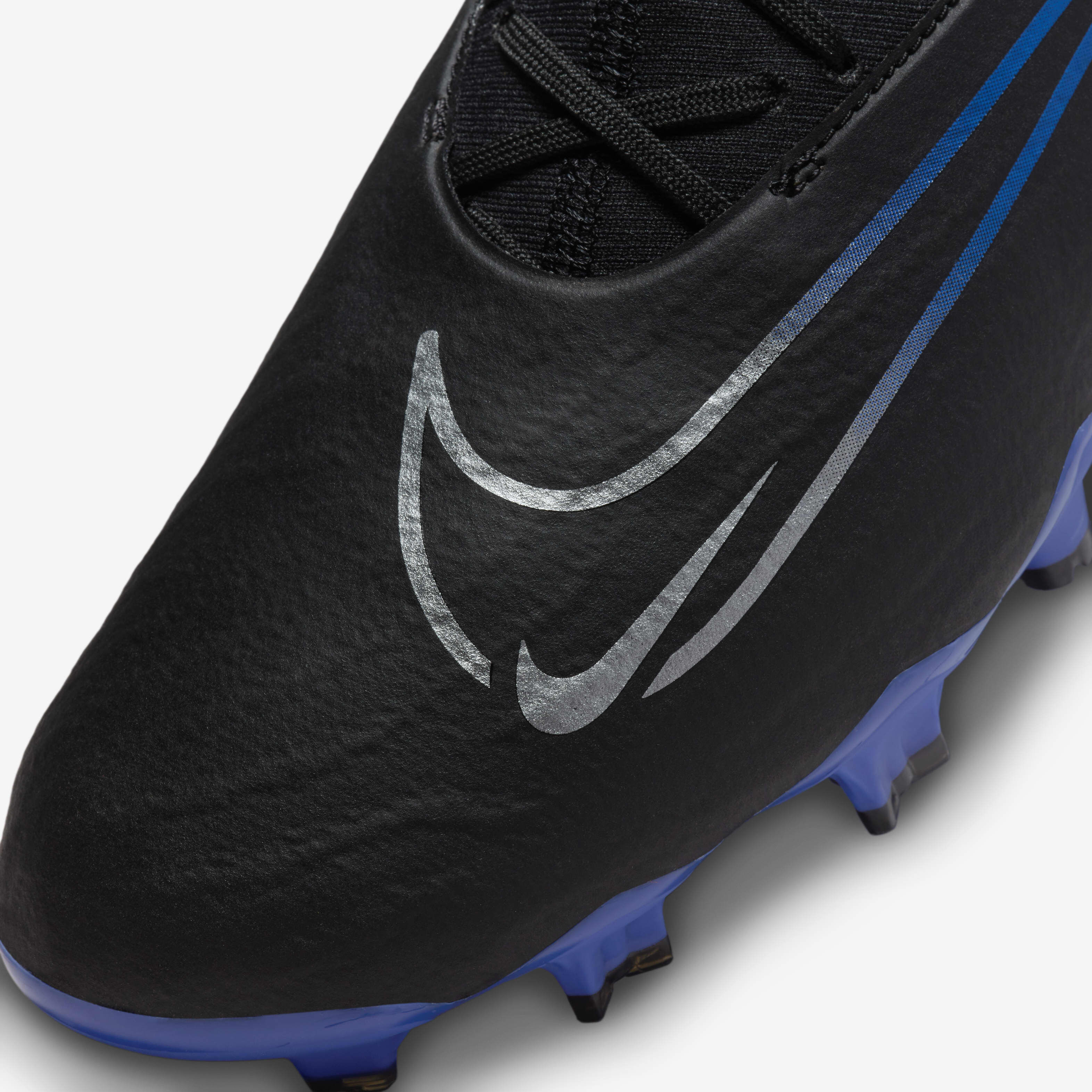 Buy Nike Phantom GX Pro Firm Ground Low Top Football Boot Nike Qatar Official