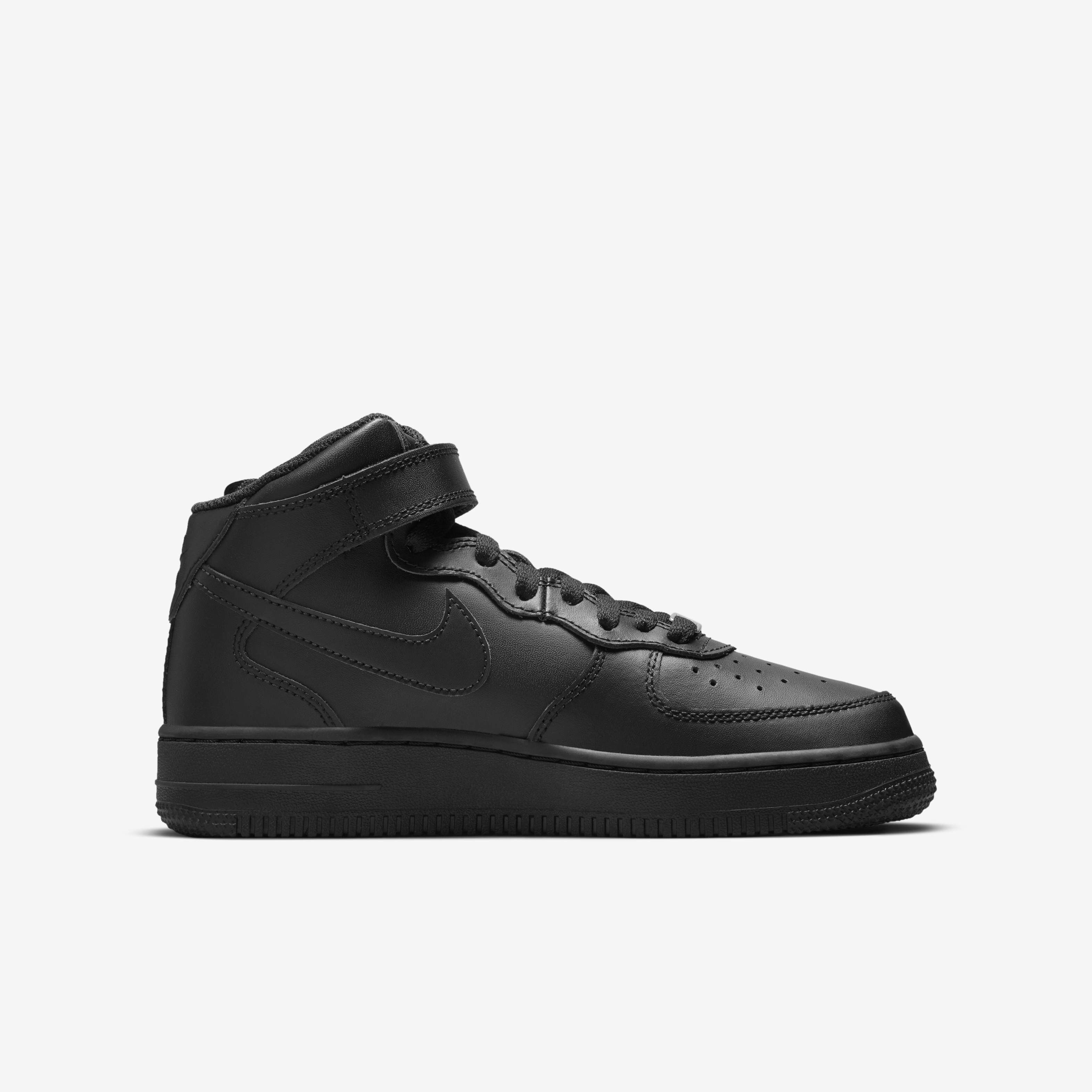 Nike Air Force 1 Mid LE image number 2