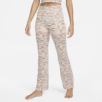 Nike Yoga Luxe