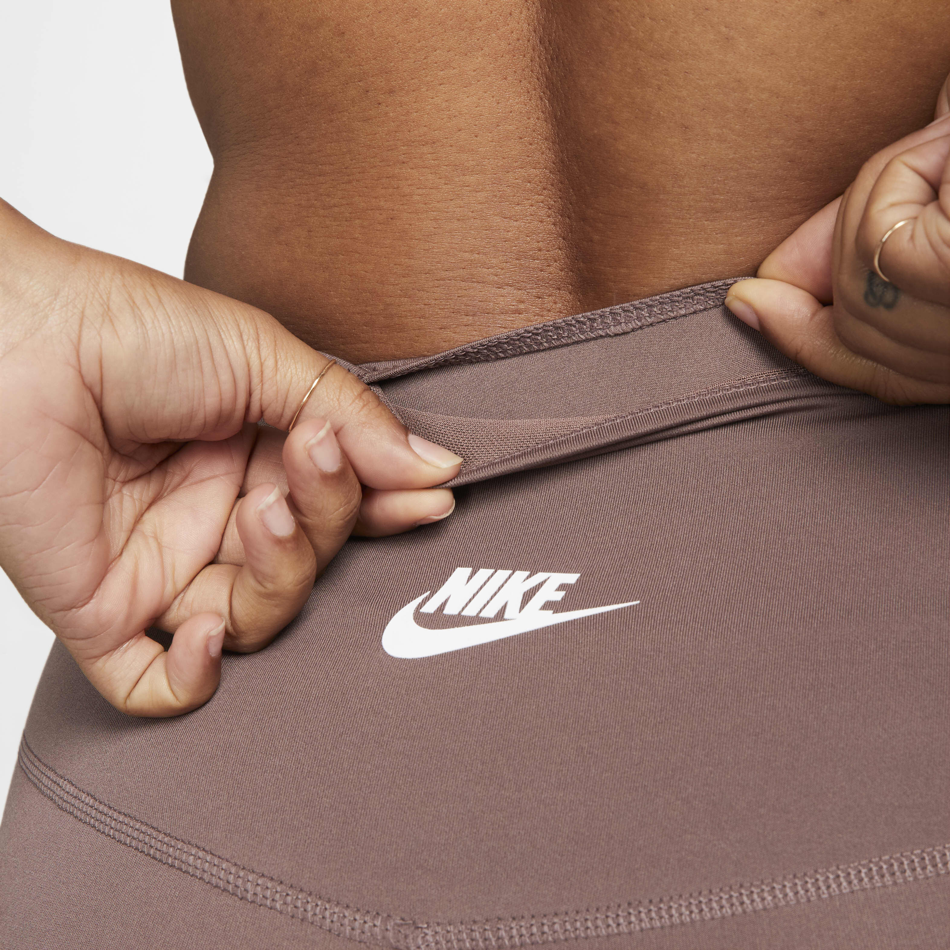 نايكي 1 image number 4